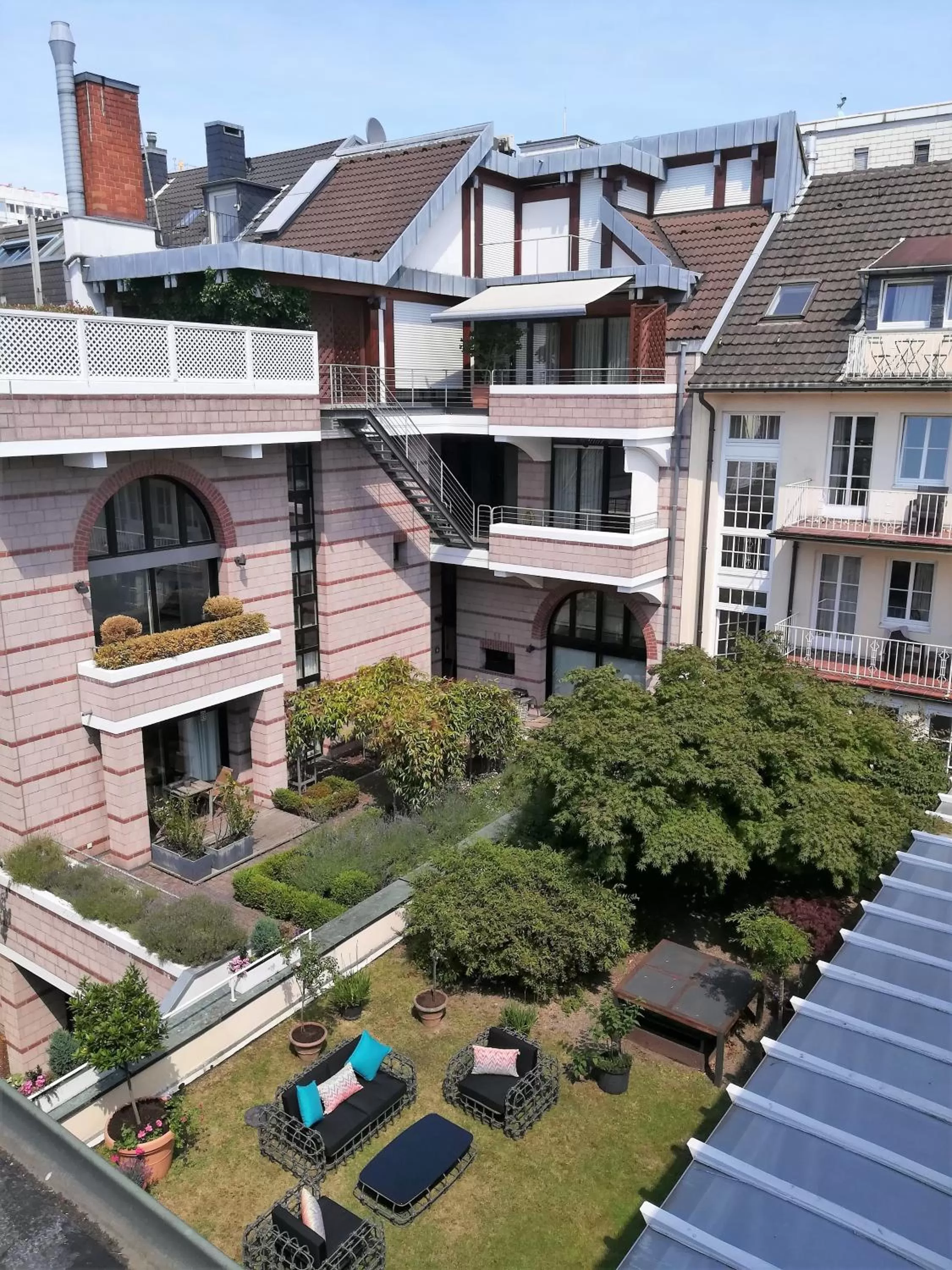 Bird's eye view in Carlstadt Suites Düsseldorf