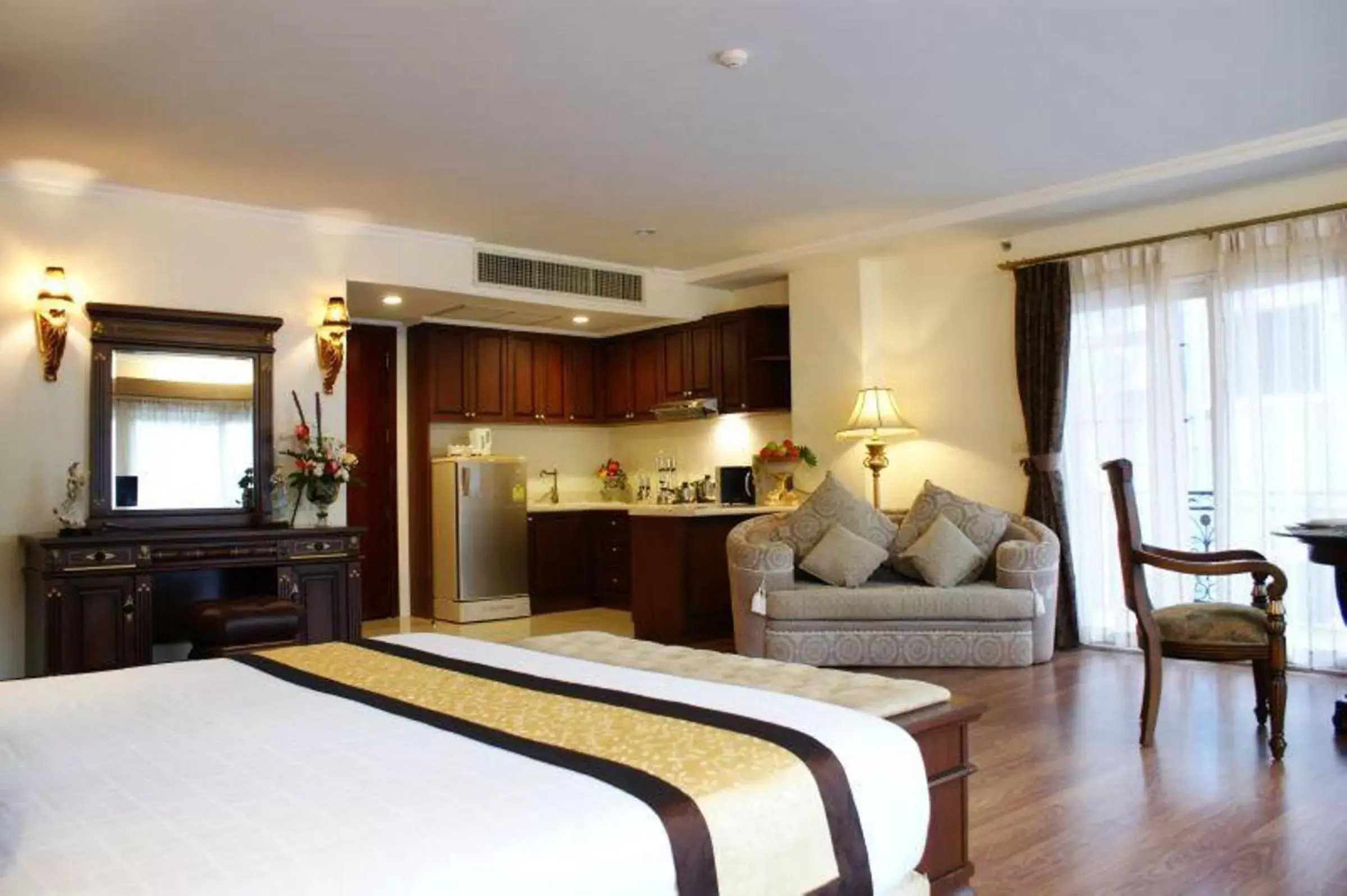 Superior Double Room in LK Metropole Superior Double Room in LK Metropole