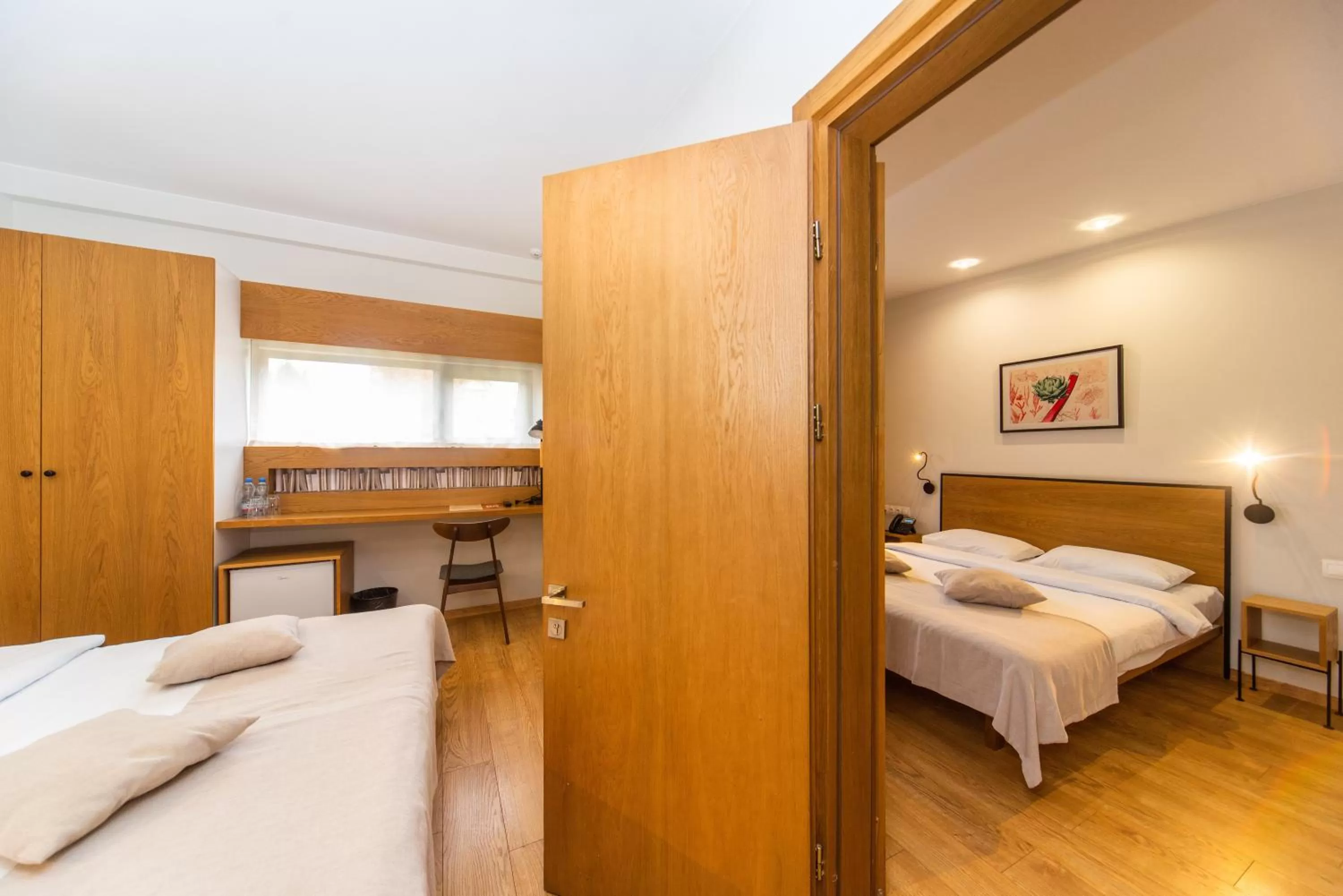 Property building, Bed in Urban Park Hotels