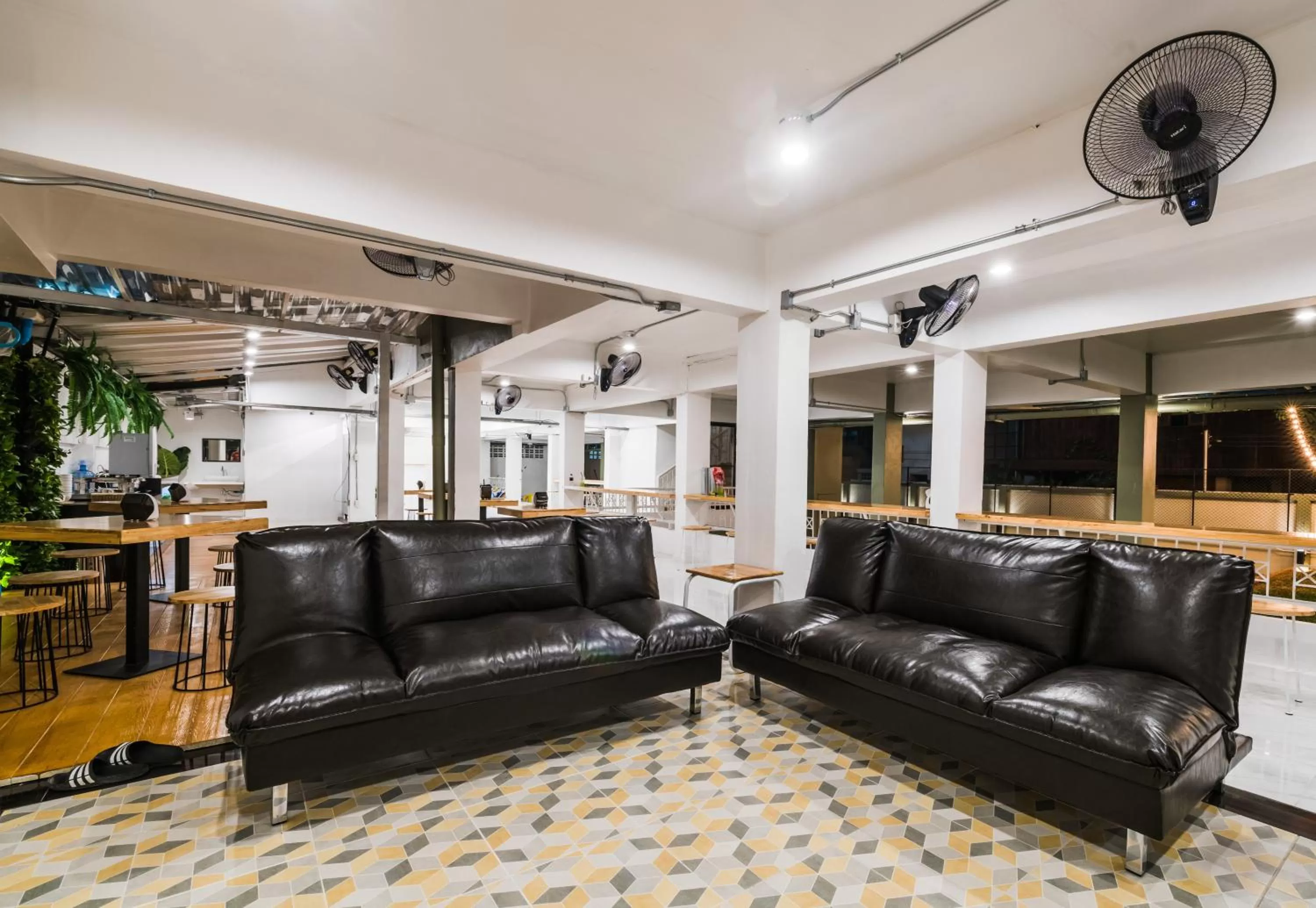 Your Space Hotel Prasingh