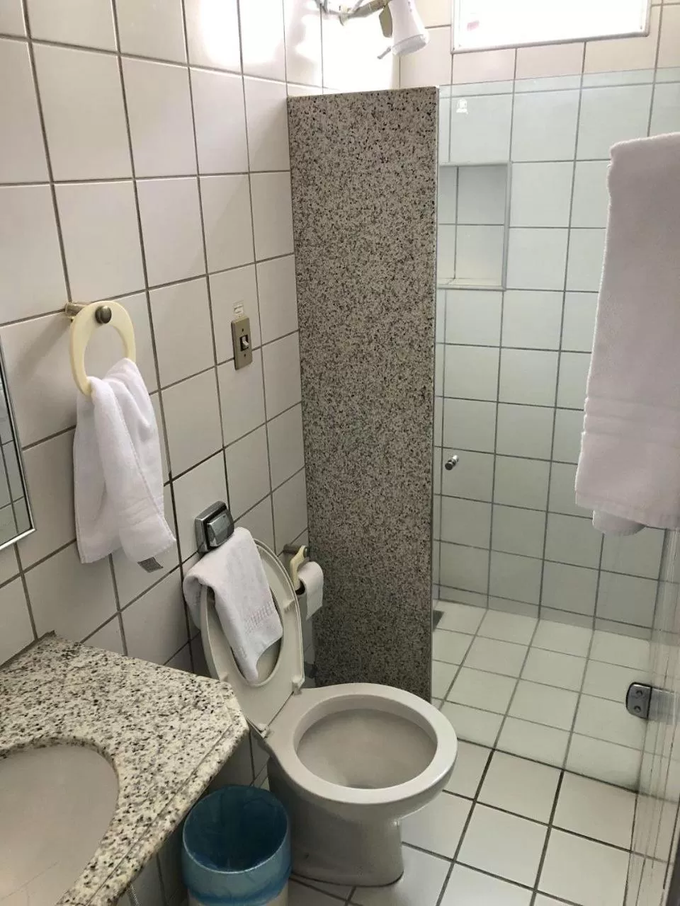 Bathroom in Aldeota Praia Hotel