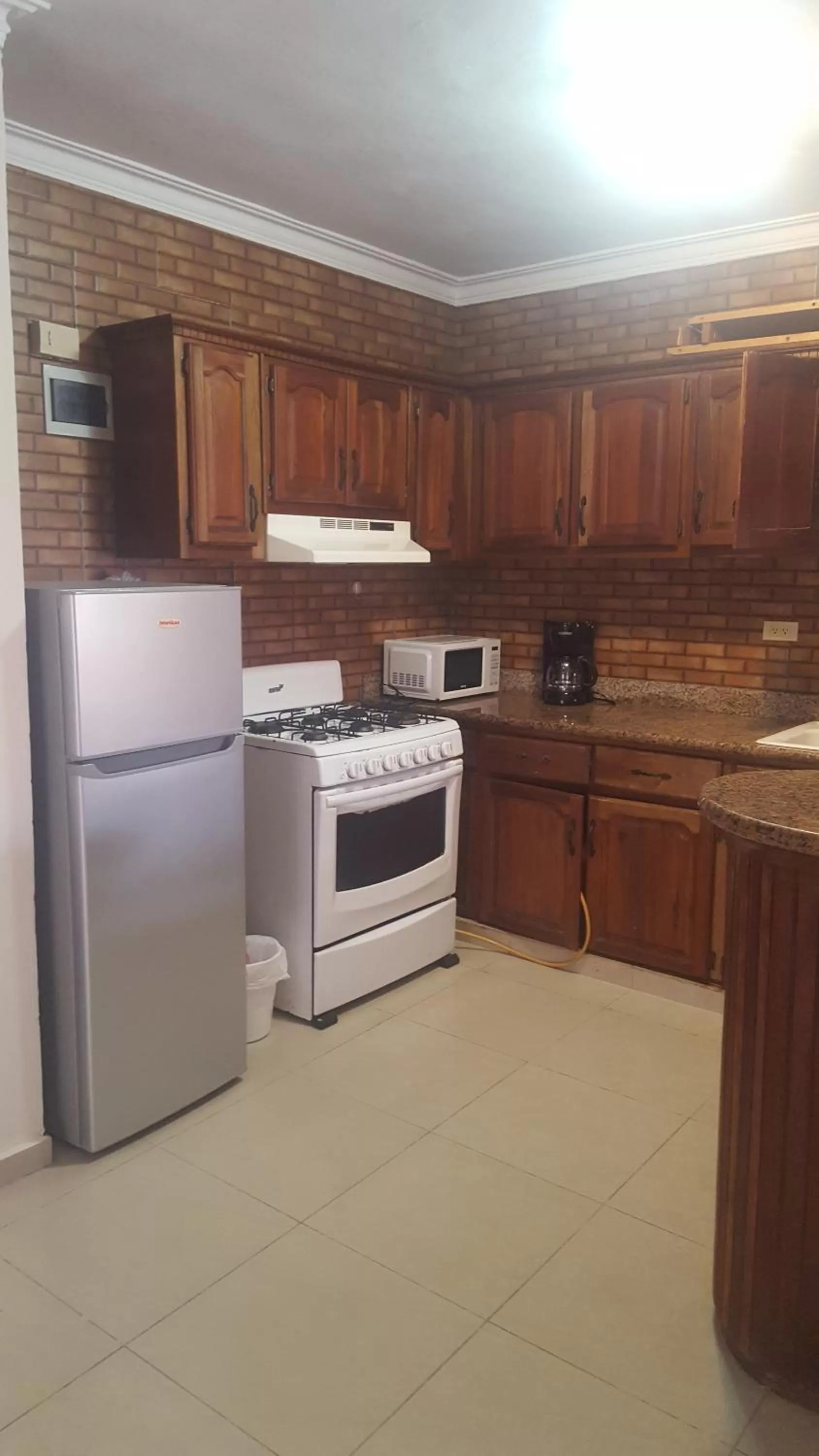 Kitchen/Kitchenette in White Sands shared apartments