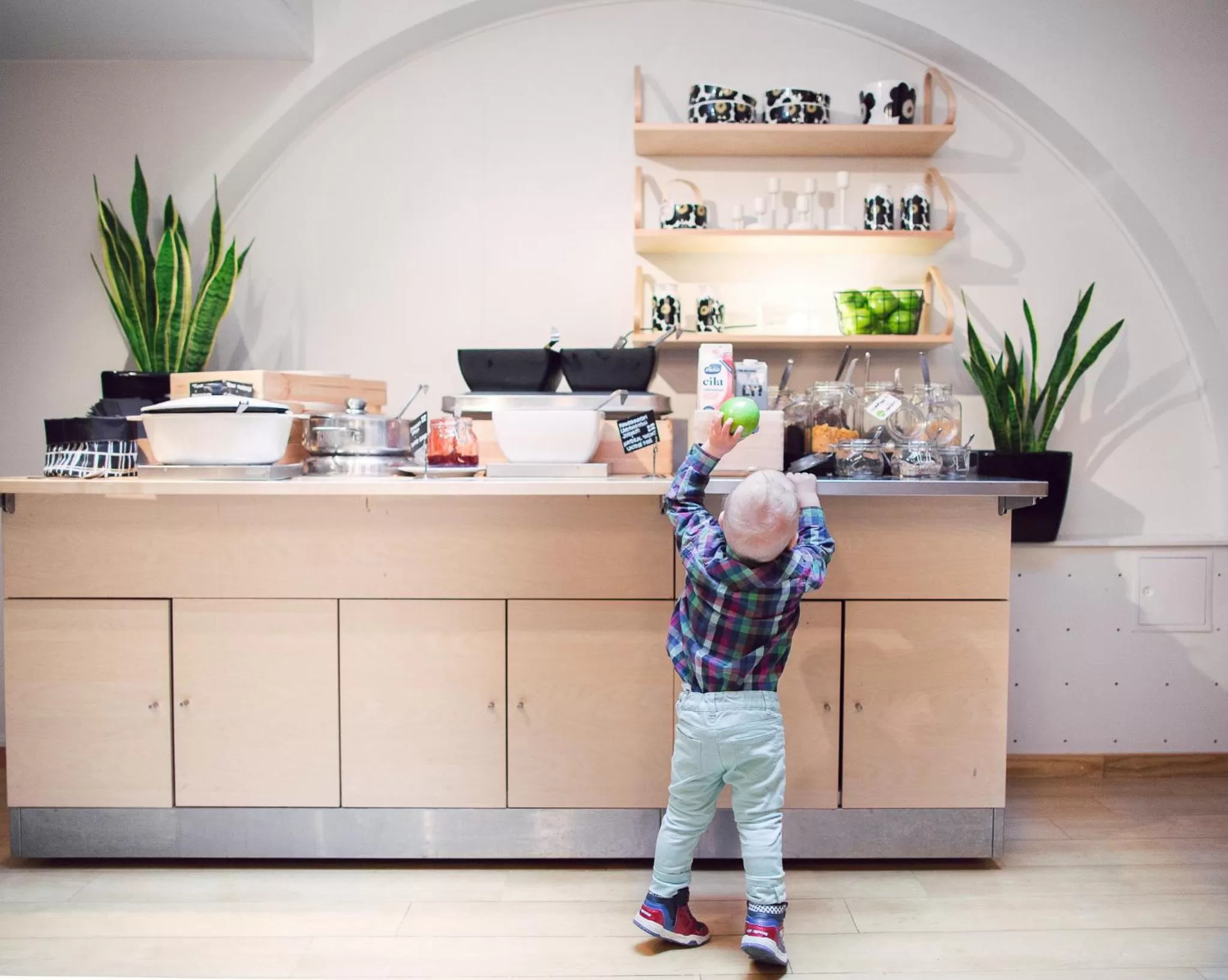 Buffet breakfast in Hotel Helka