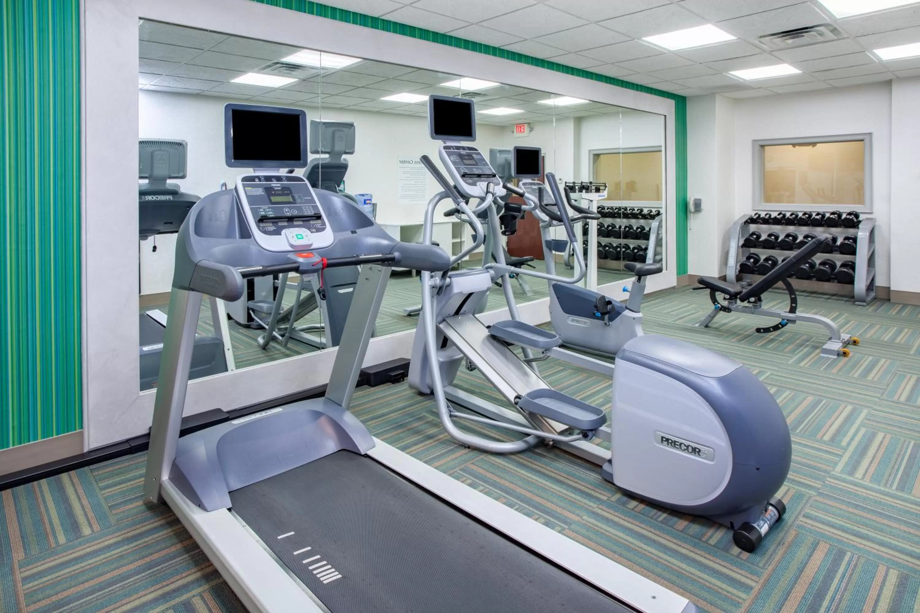 Fitness centre/facilities in Holiday Inn Express & Suites Texarkana by IHG