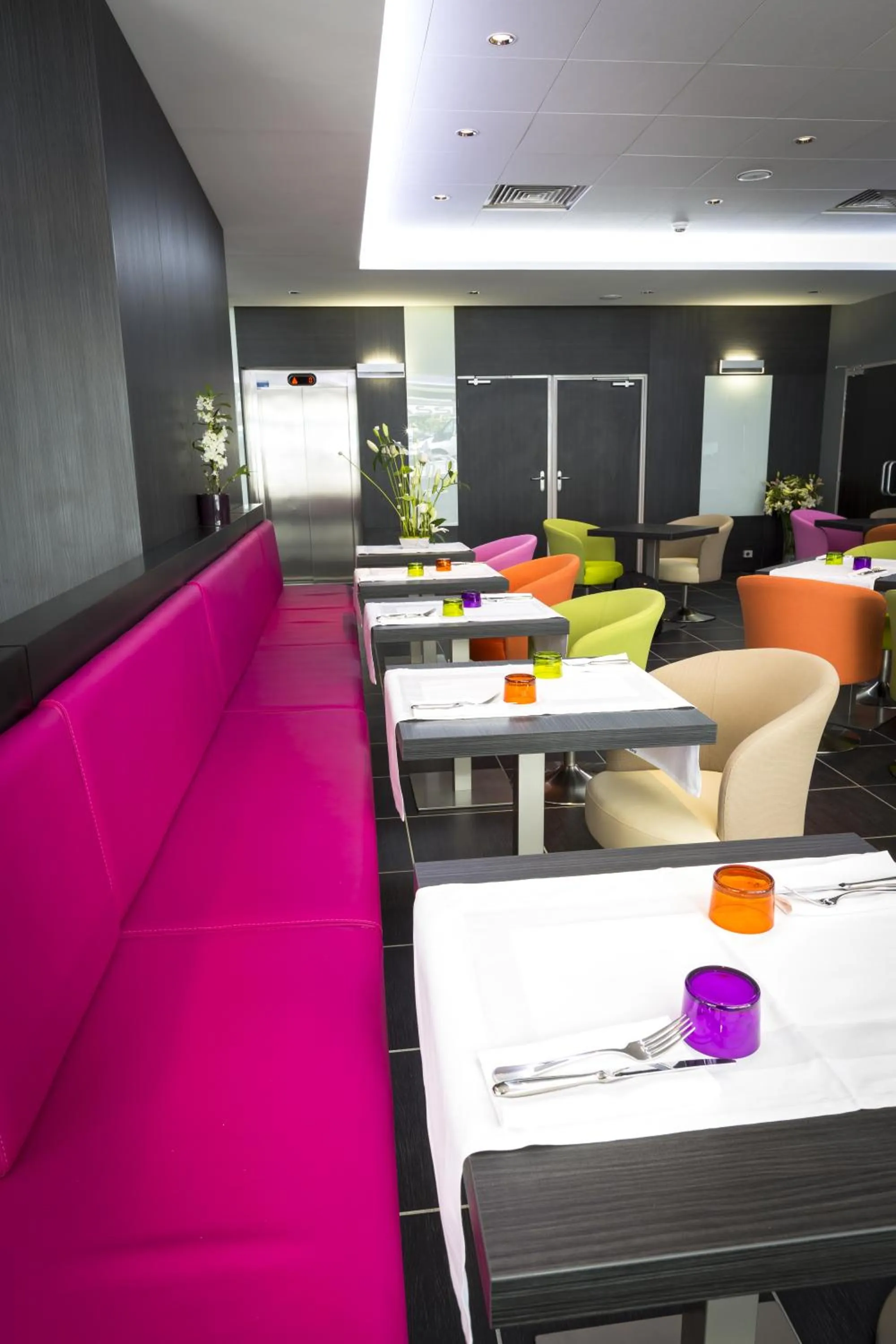 Restaurant/places to eat in Hôtel Astrid