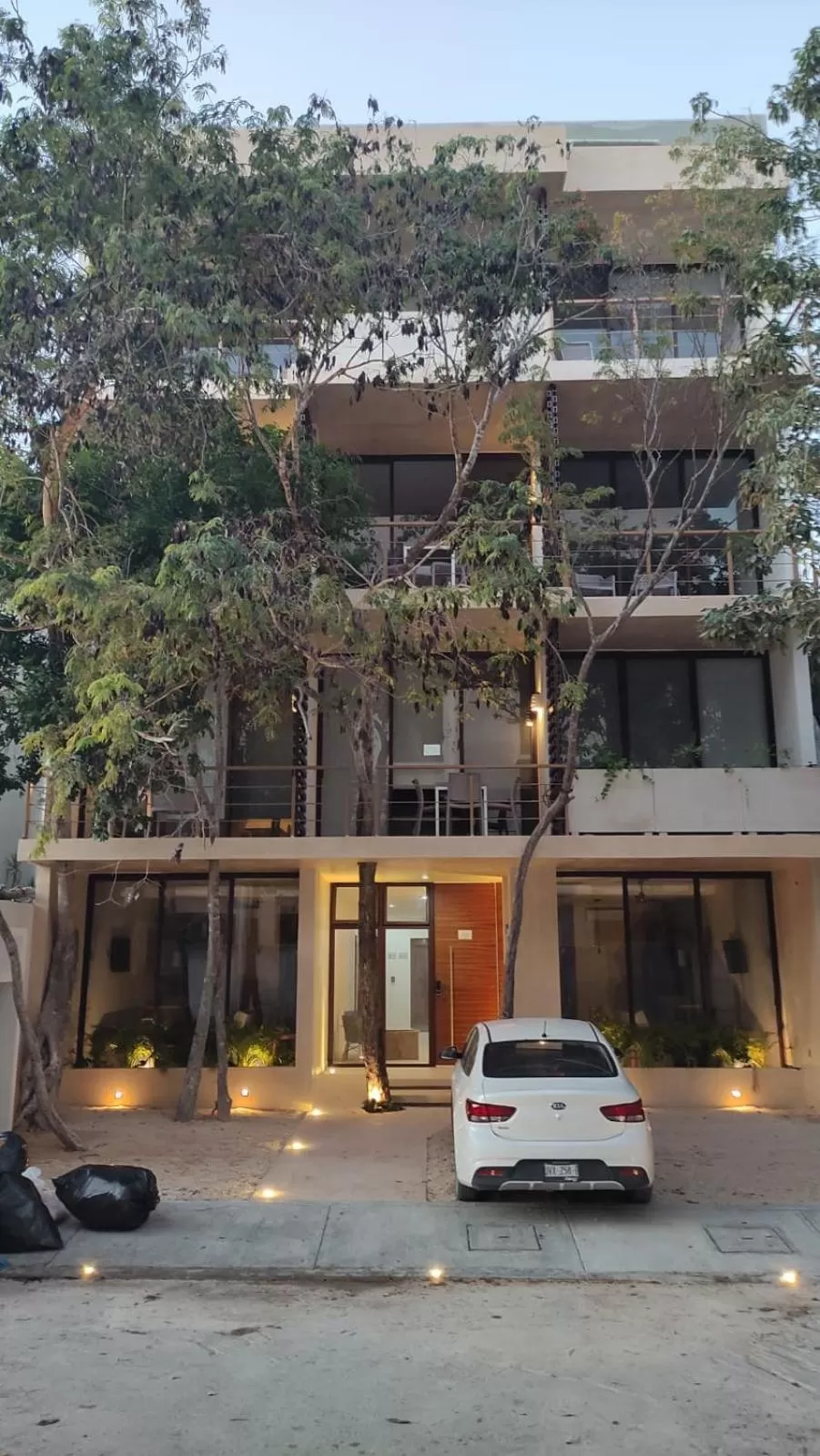 Property Building in Gama 09 Apartments