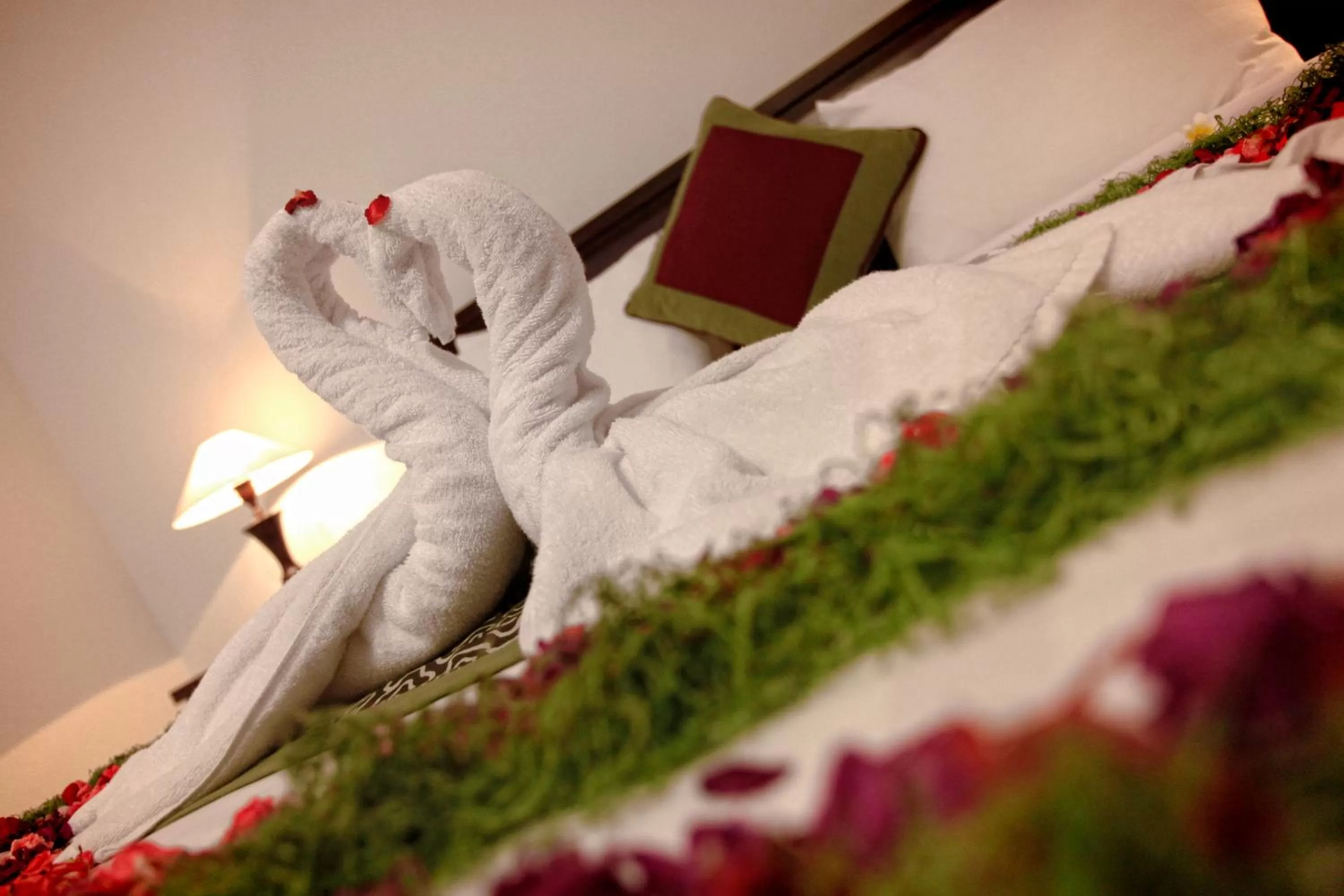 Bed in Lili Cottage Ubud