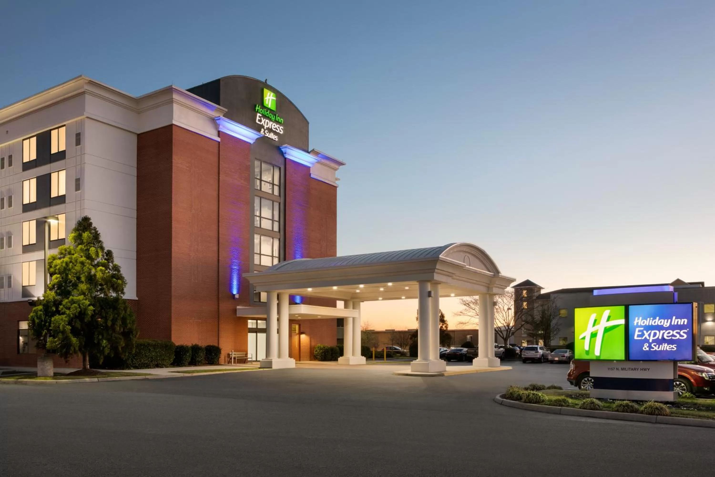Facade/entrance in Holiday Inn Express Hotel & Suites Norfolk Airport by IHG
