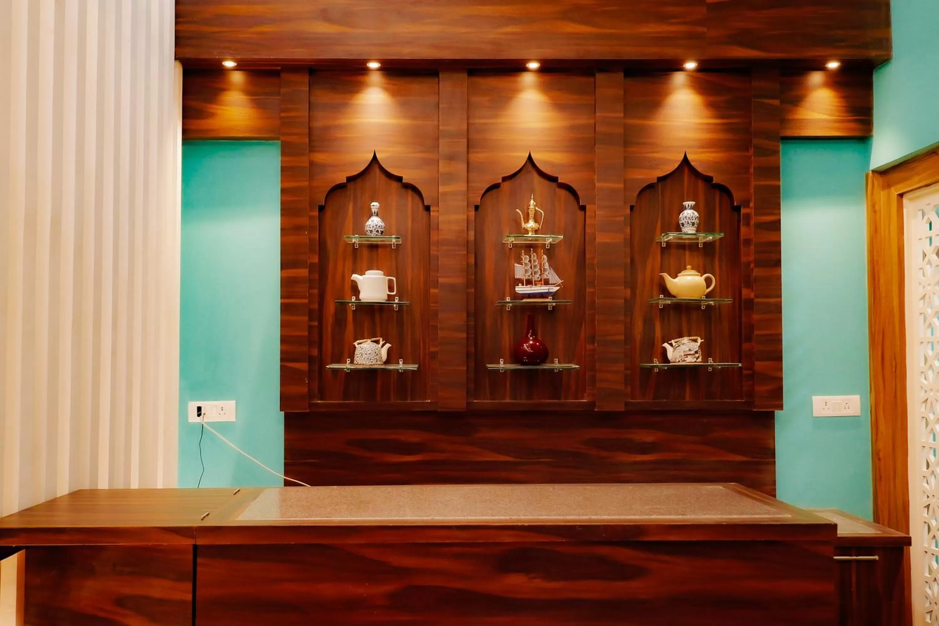 Food and drinks in Miranda Beach Resort