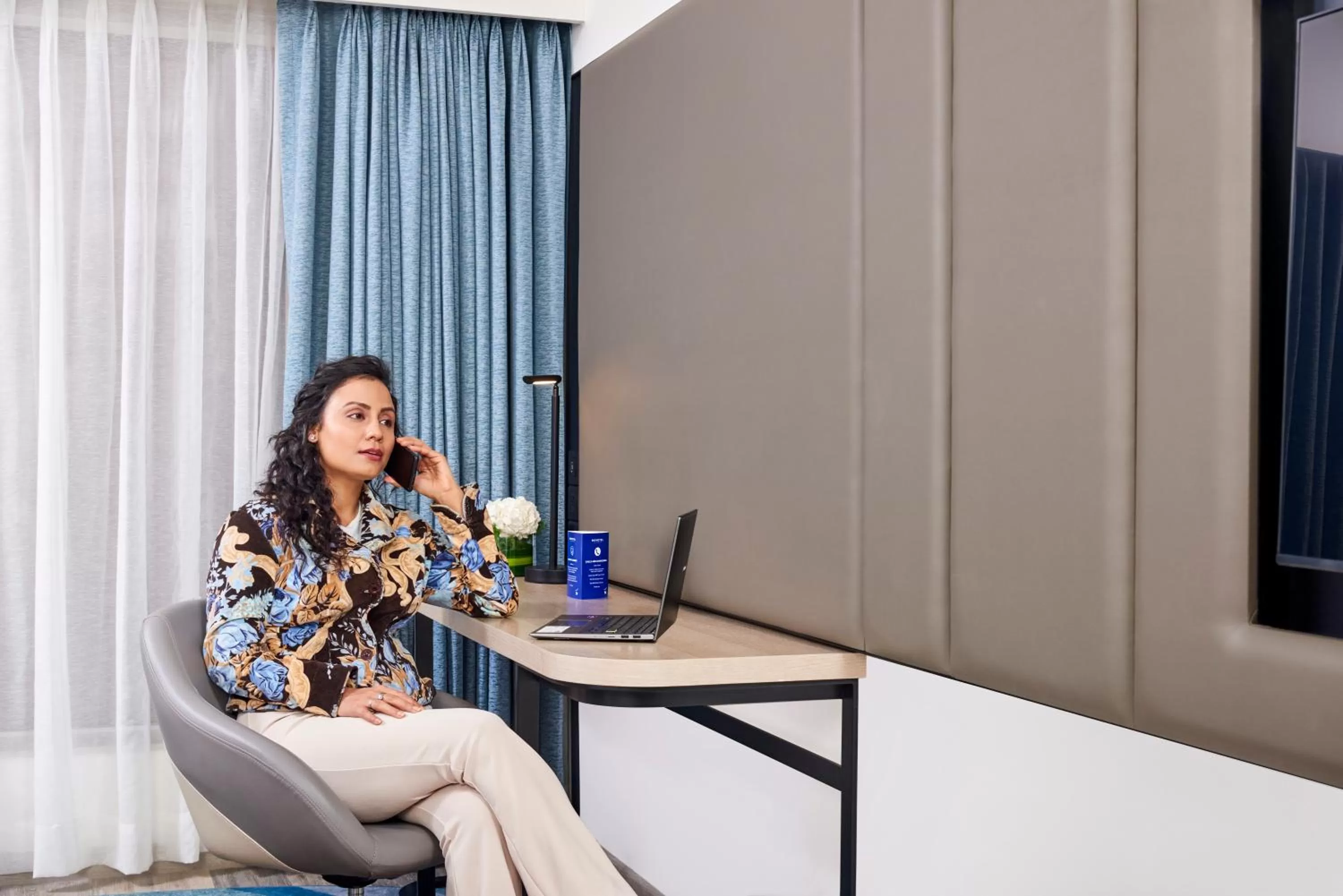 Living room, Bed in Novotel Mumbai International Airport