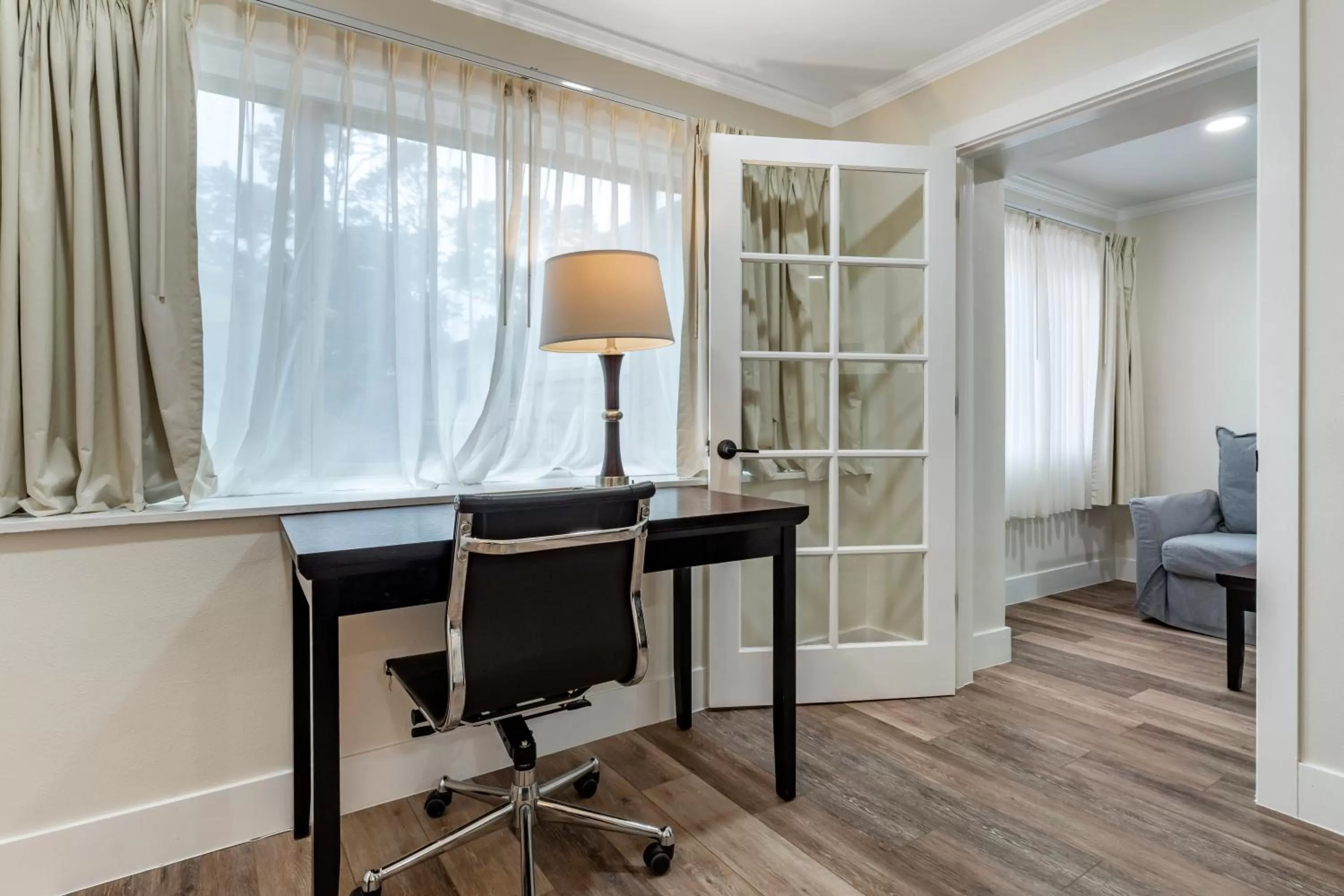 hair dresser in Best Western Carmel's Town House Lodge