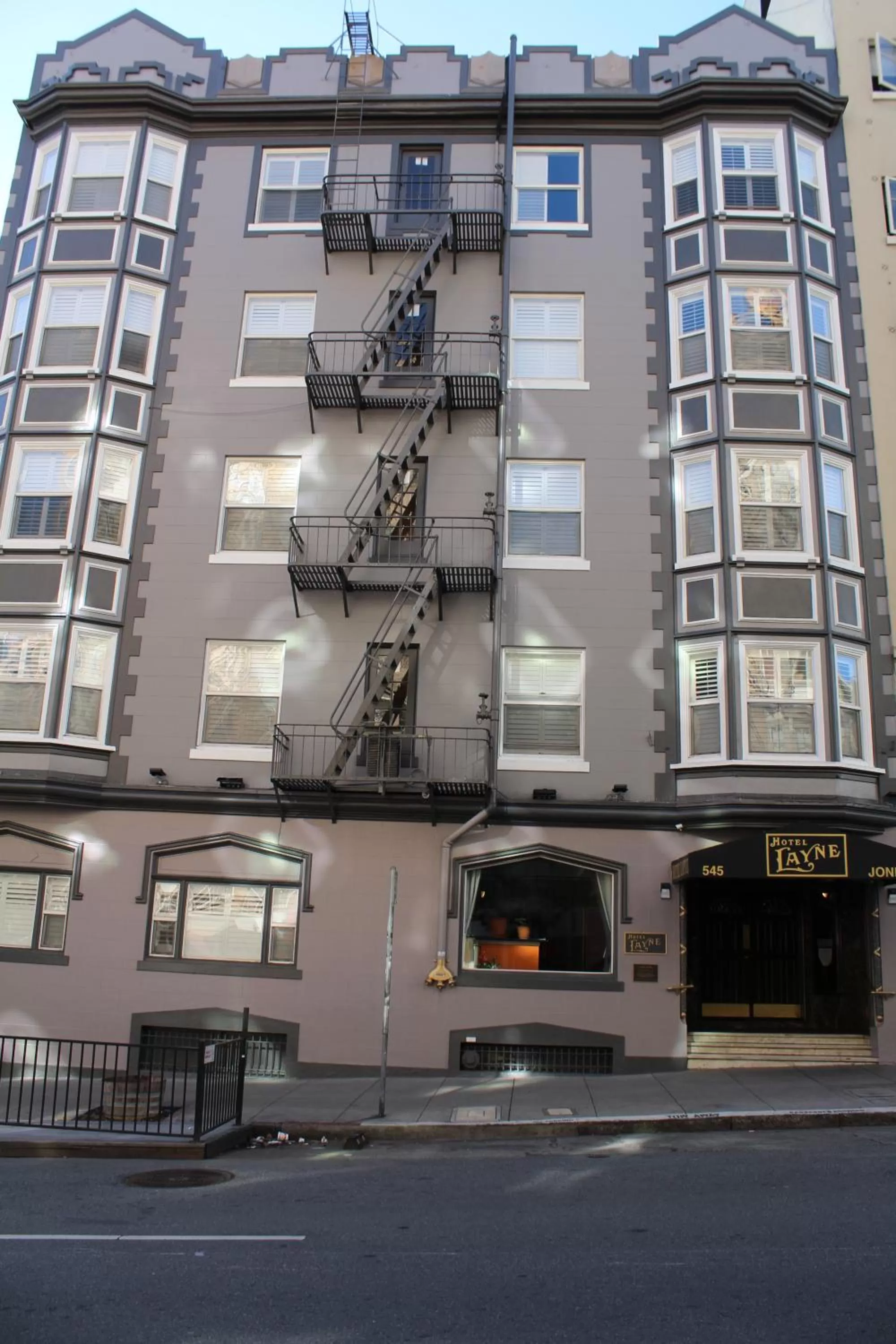 Facade/entrance in Layne Hotel