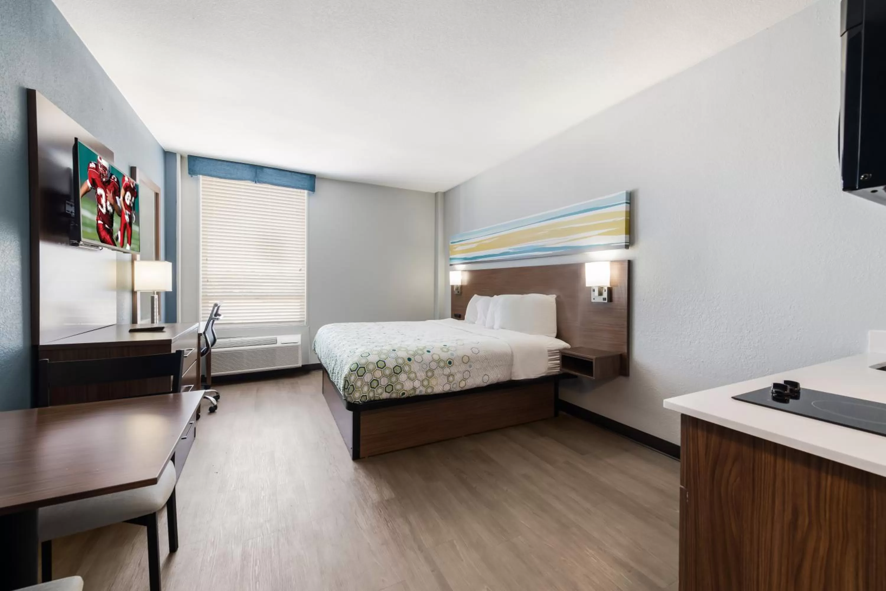 Bedroom, Bed in HomeTowne Studios by Red Roof Newport News - Hampton West