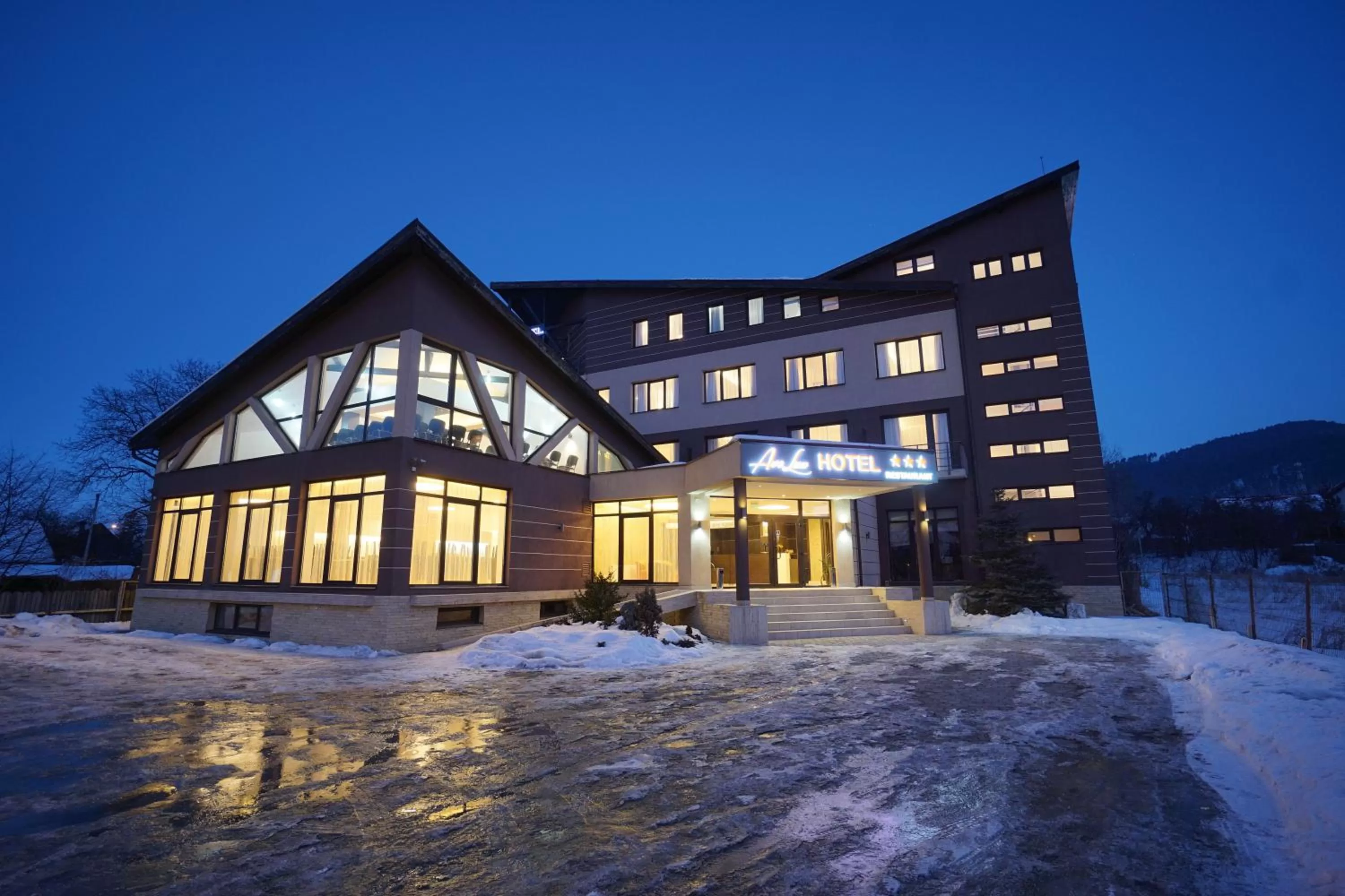 Facade/entrance in Hotel Ave Lux