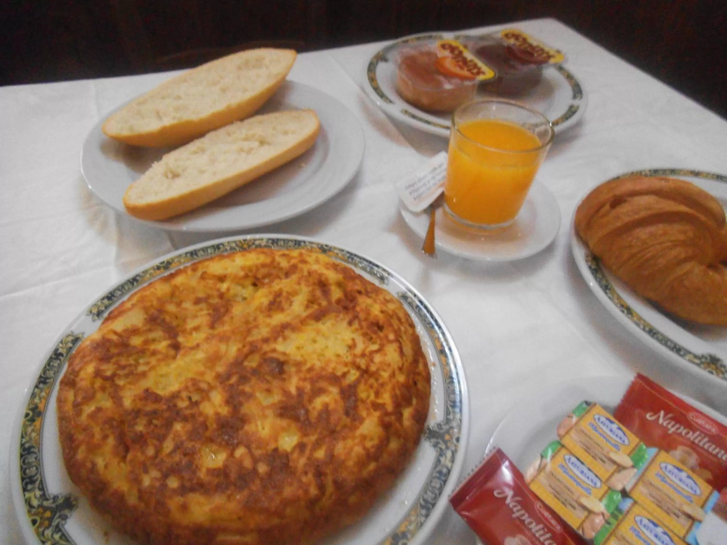 Food and drinks in Hostal Los Galgos