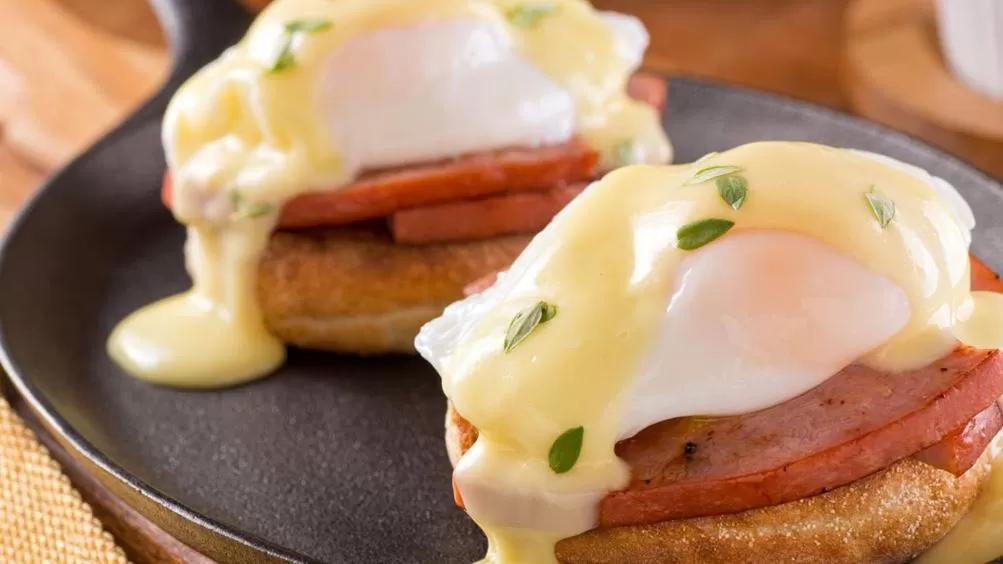 Restaurant/places to eat in The Seyyida Hotel and Spa