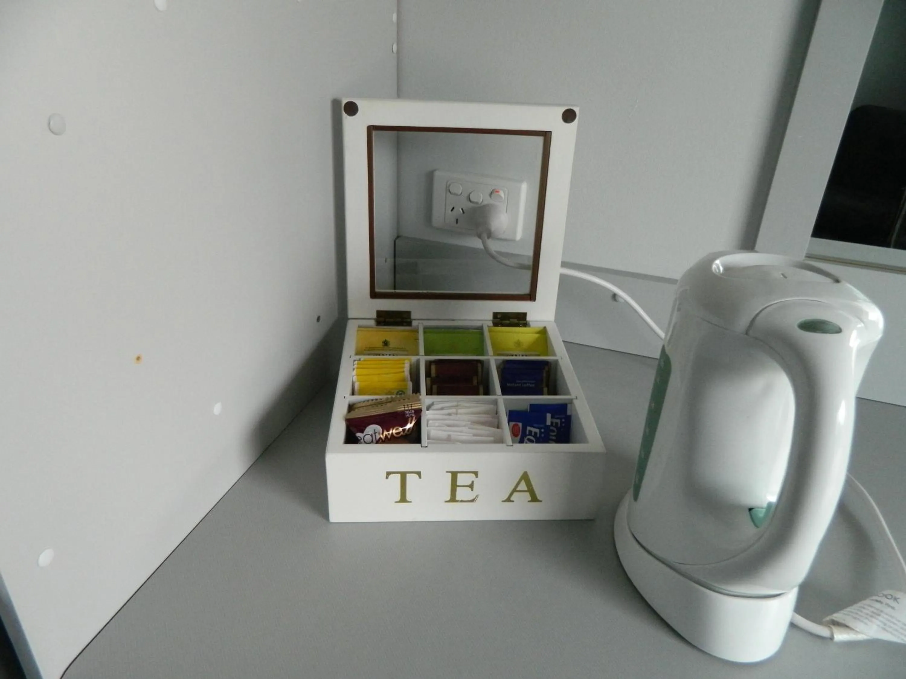 Food and drinks in Orana Windmill Motel