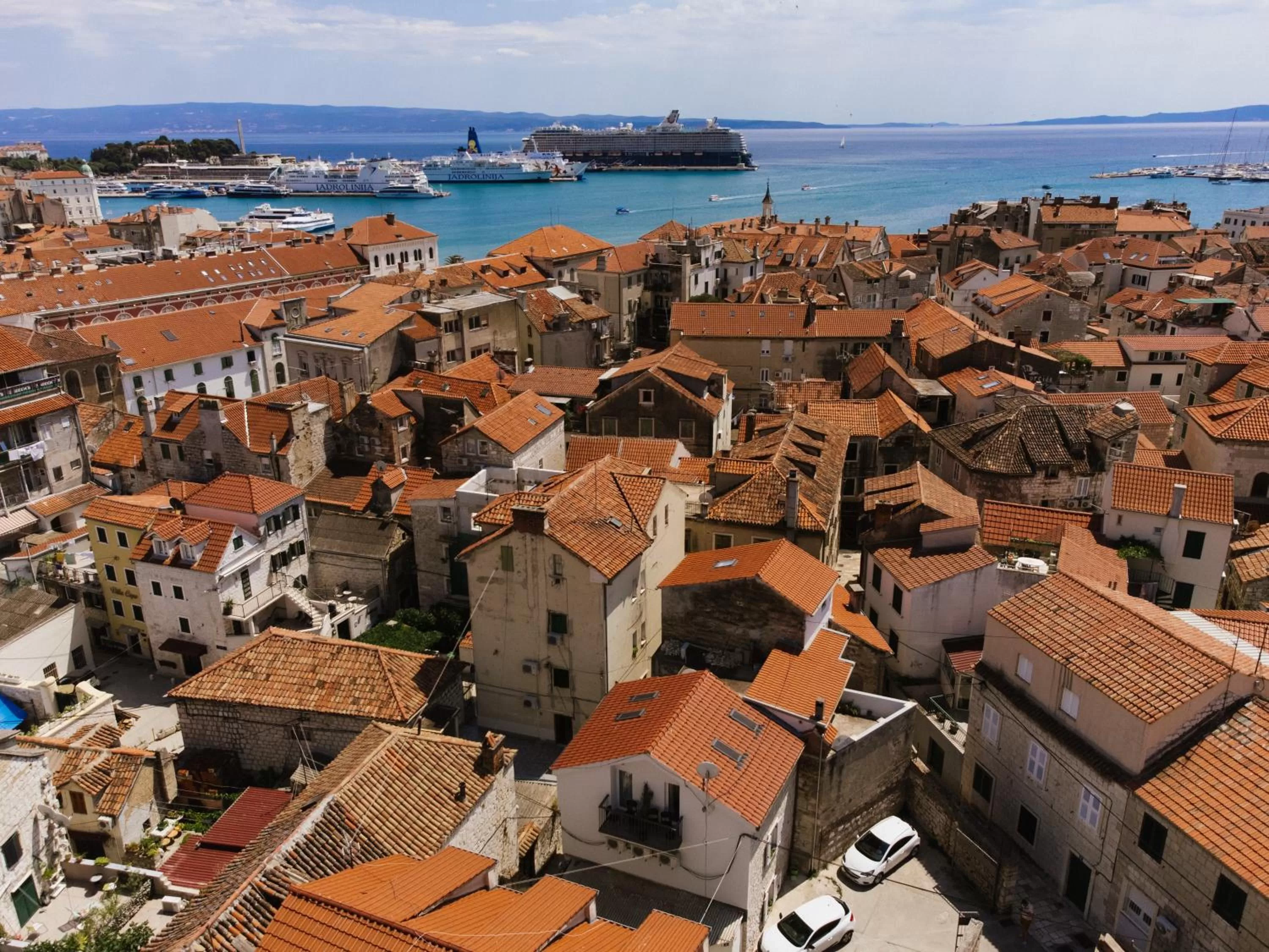 Neighbourhood in Heritage Rooms Split Olympic Dream