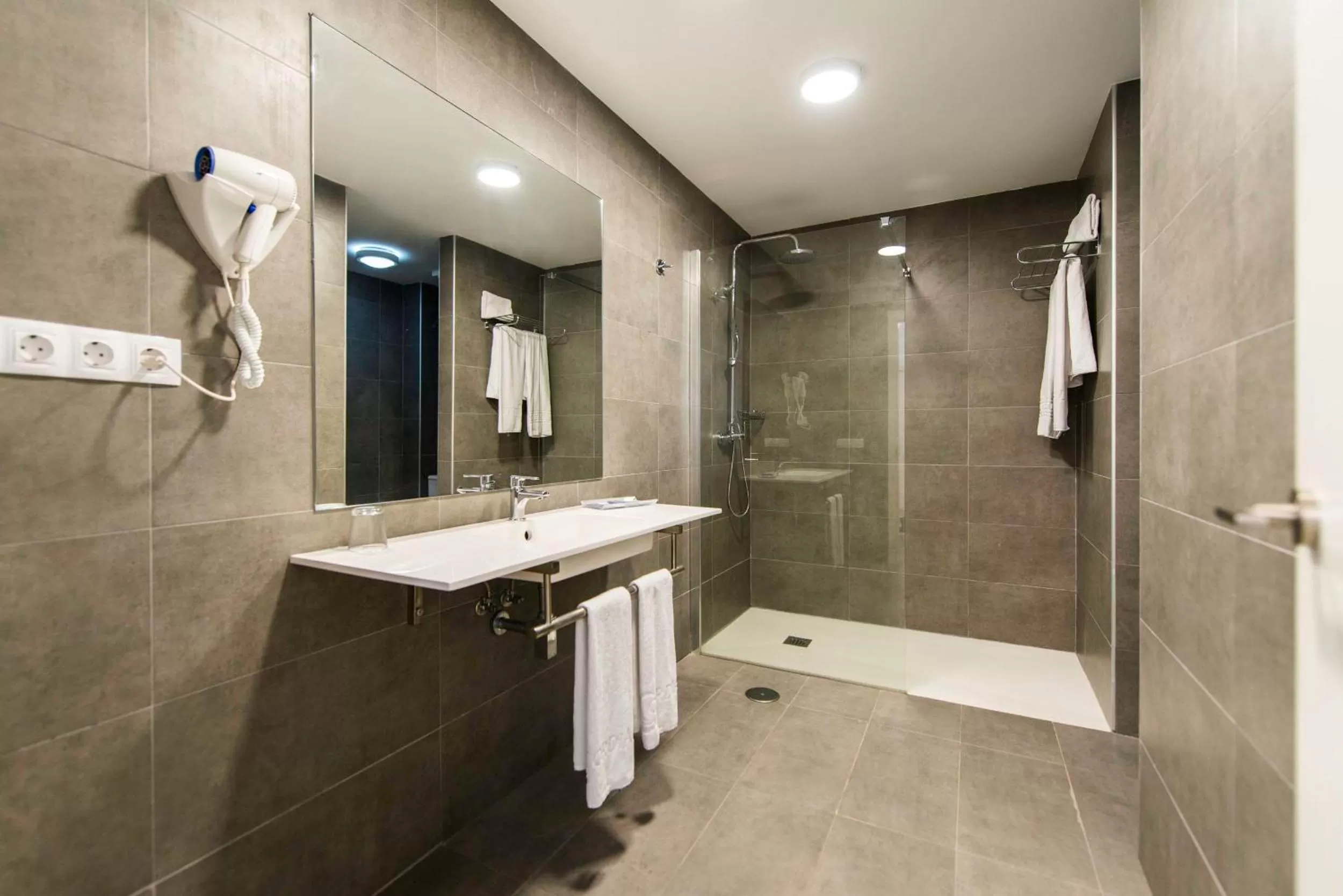 Bathroom in Kn Hotel Matas Blancas - Solo Adultos