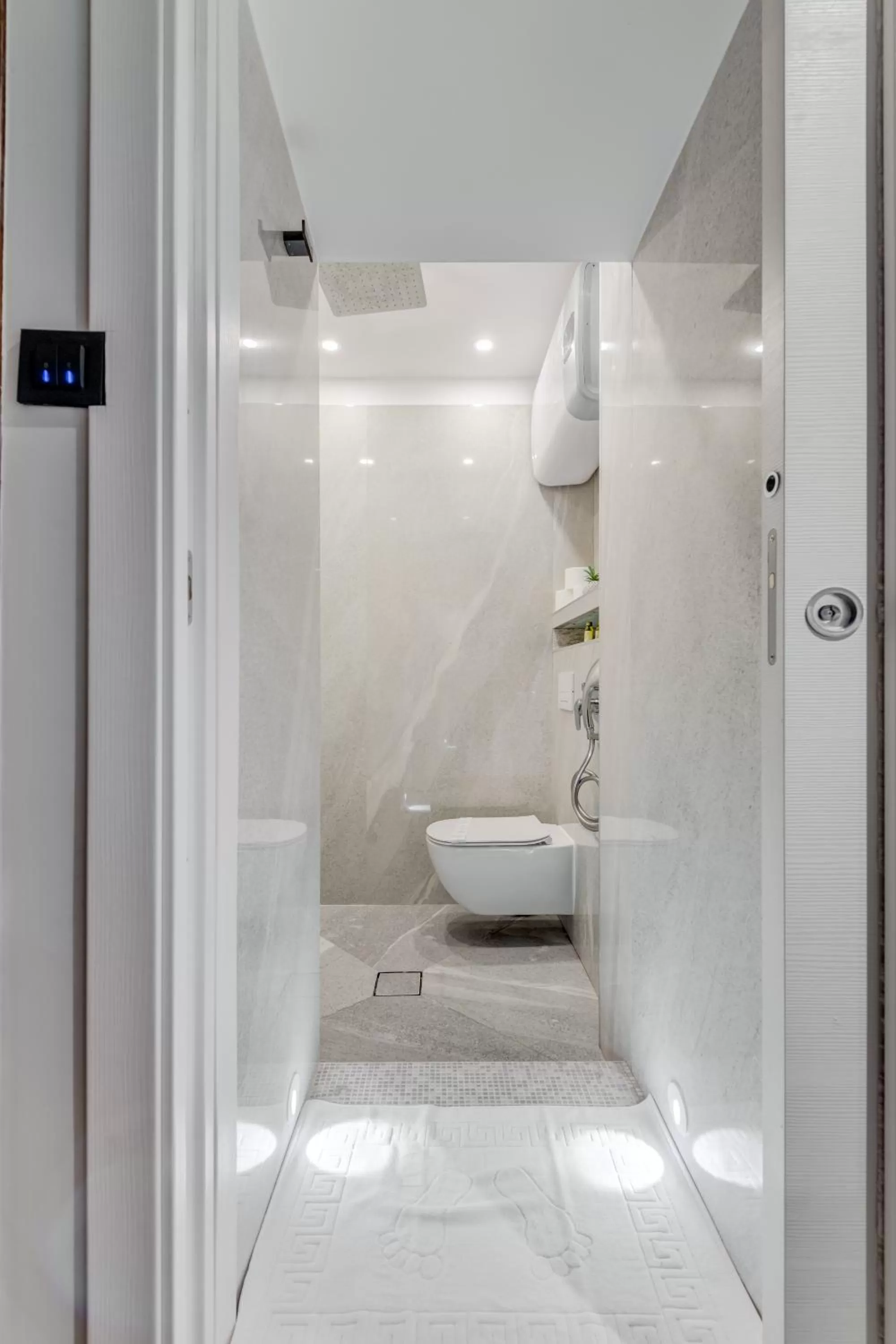 Shower in Makarun Heritage Rooms