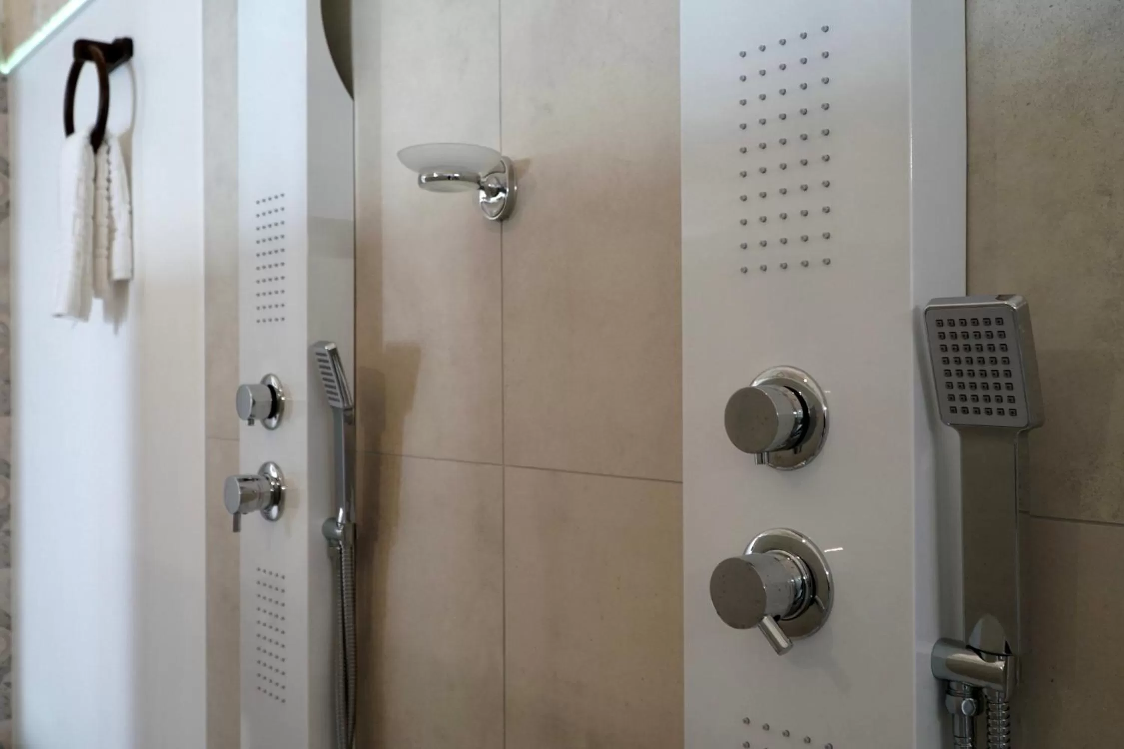 Suite 141 - Luxury B&B