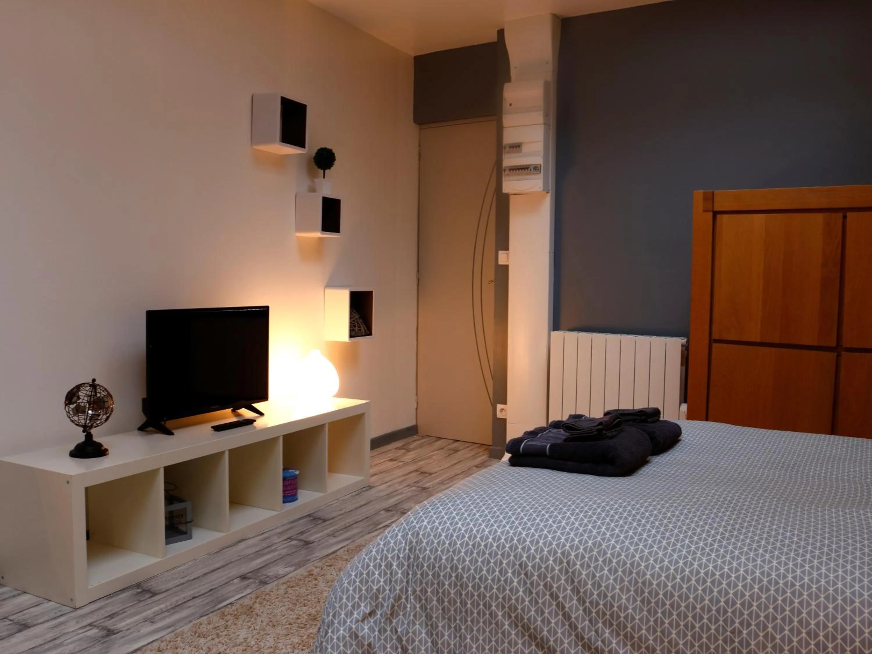 Bedroom, Bed in Trankil'Apparts Gare