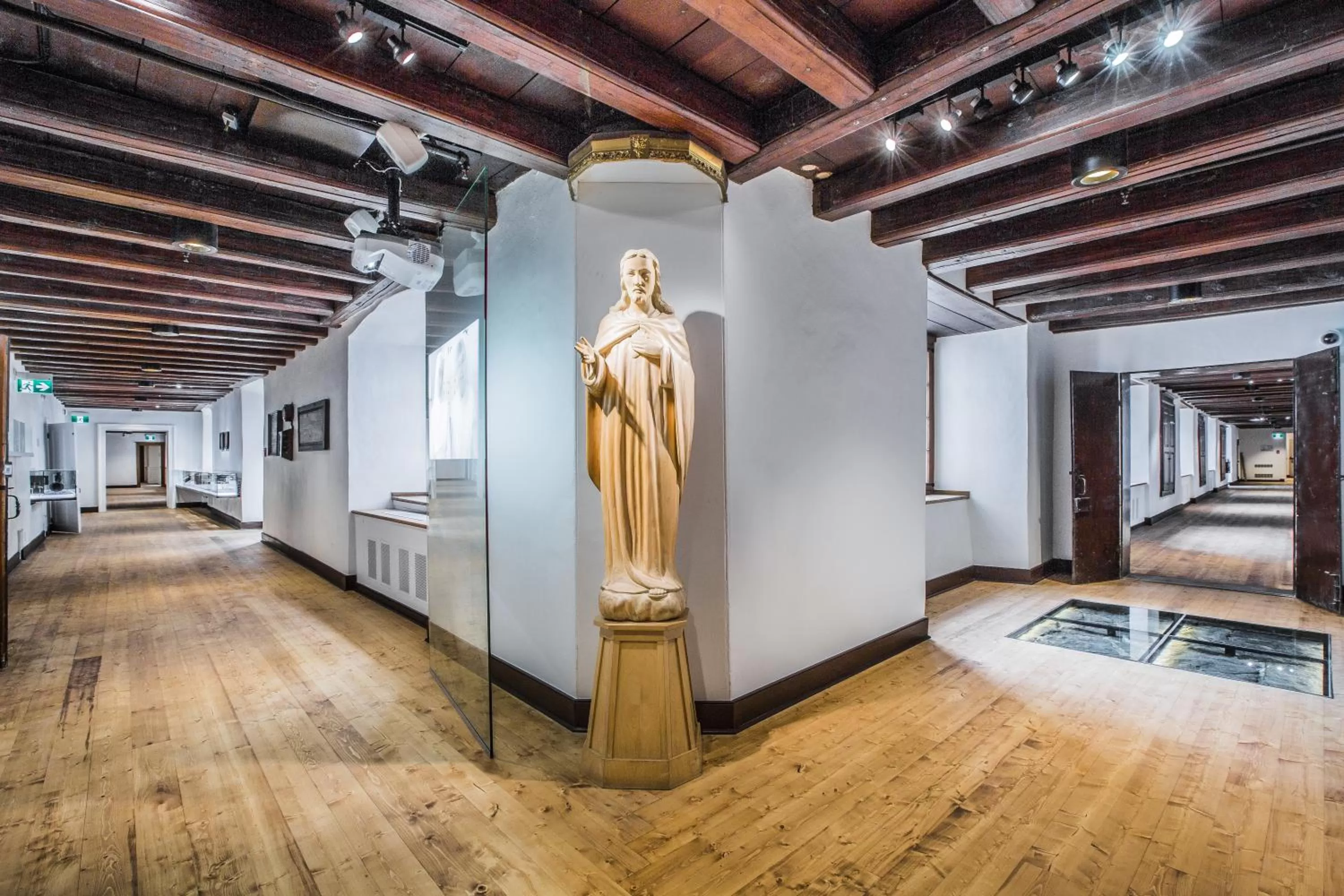 Other, Bed in Monastère des Augustines