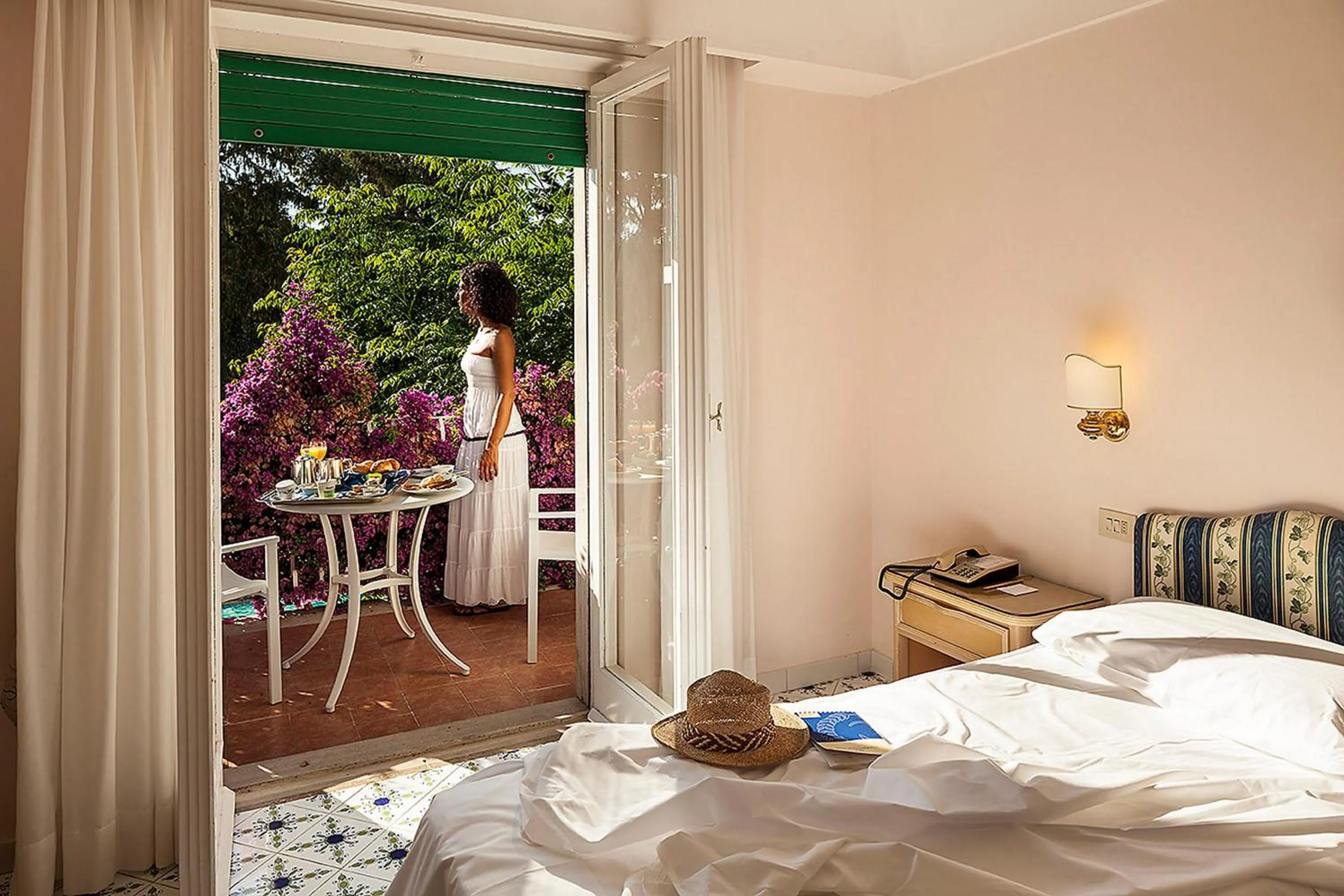 Bed in Hotel Continental Ischia