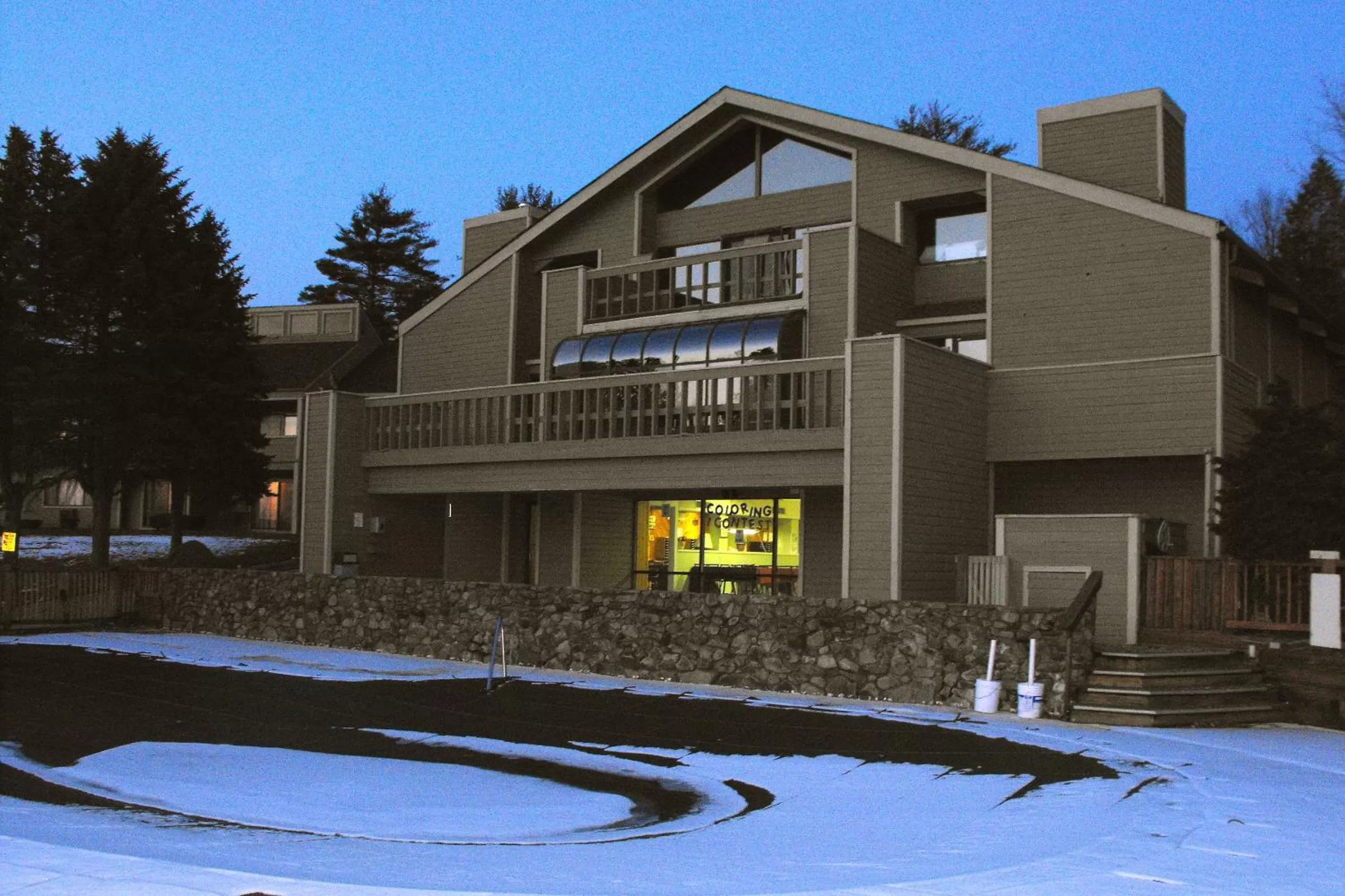 Property building in Tanglwood Resort