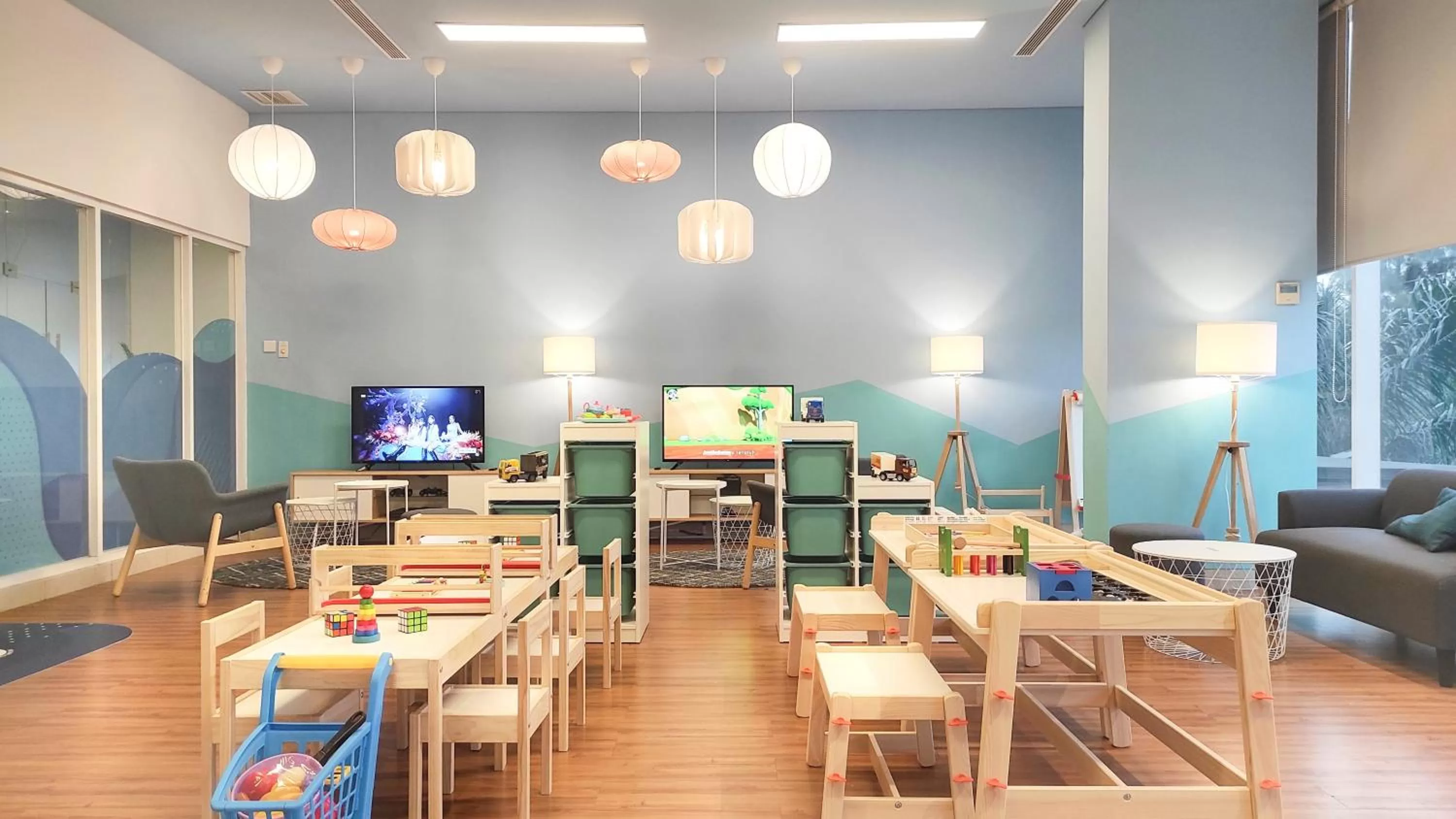 TV and multimedia in Antero Hotel Jababeka Cikarang