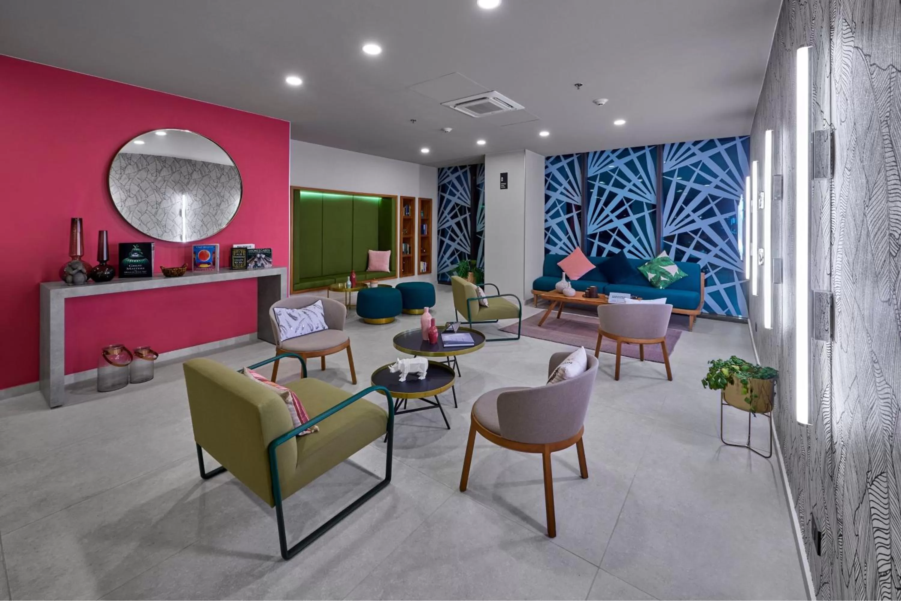 Lobby or reception in City Express Plus by Marriott Merida