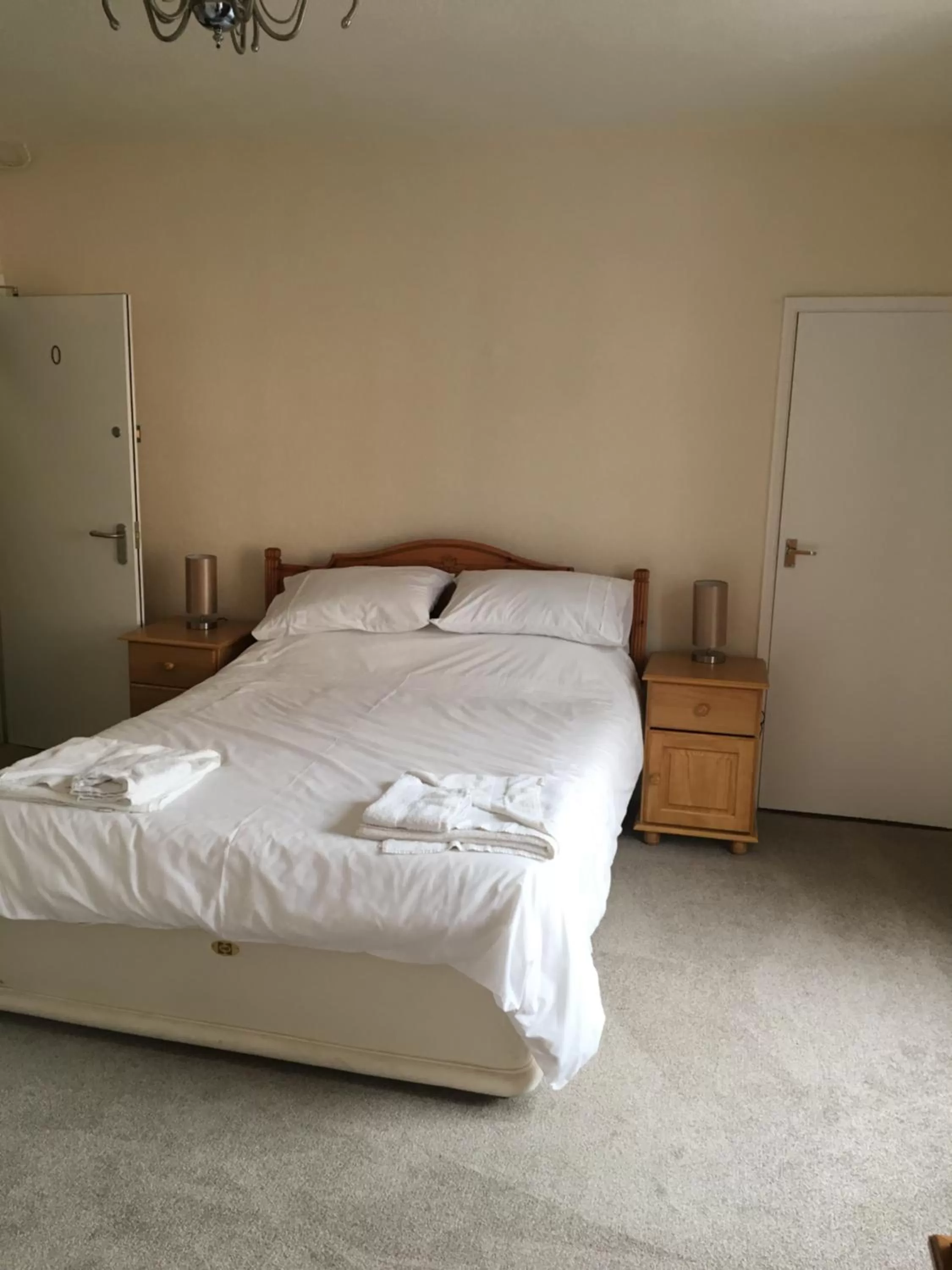 Bedroom in The Buck Inn