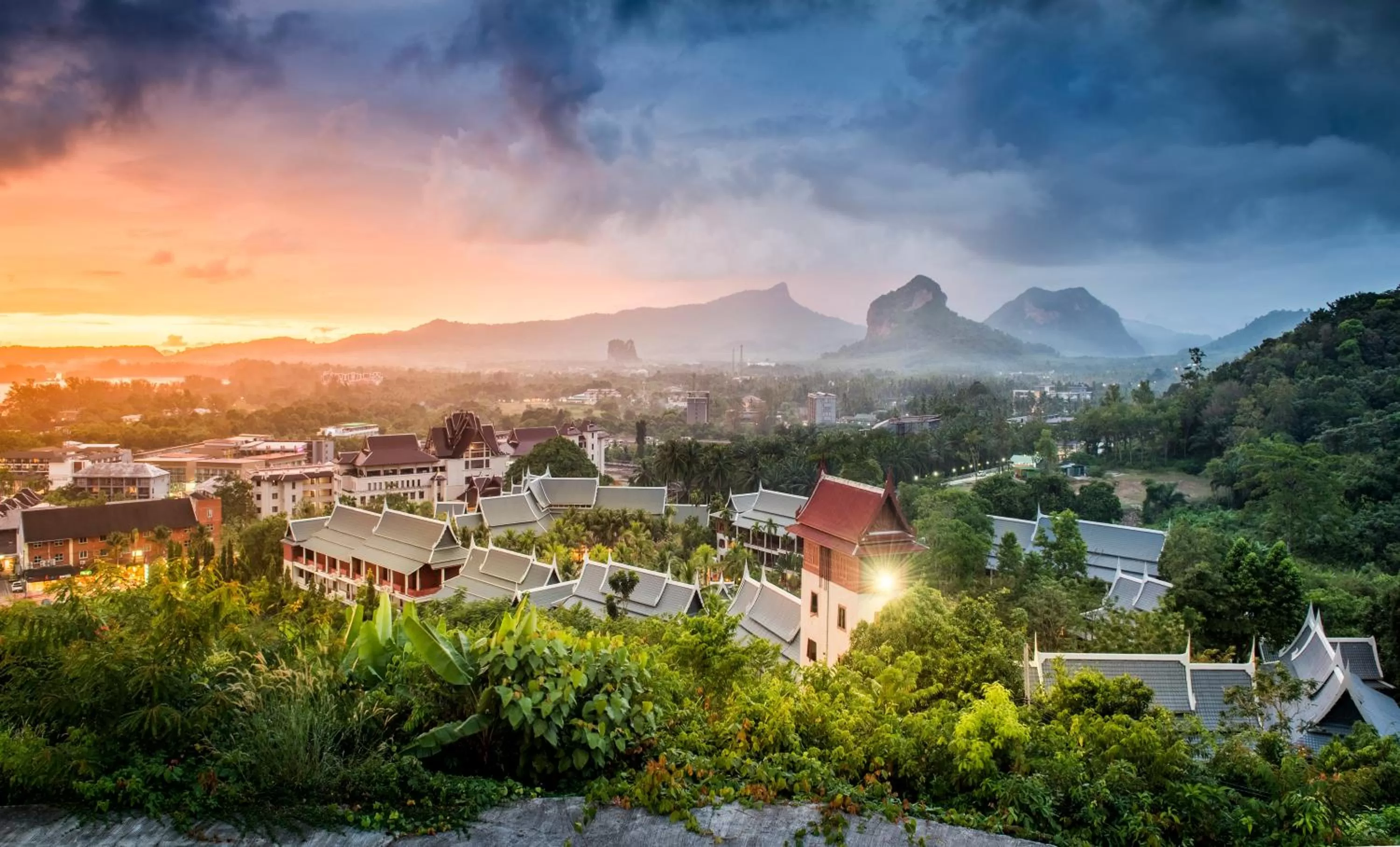 Property building in Chada Thai Village