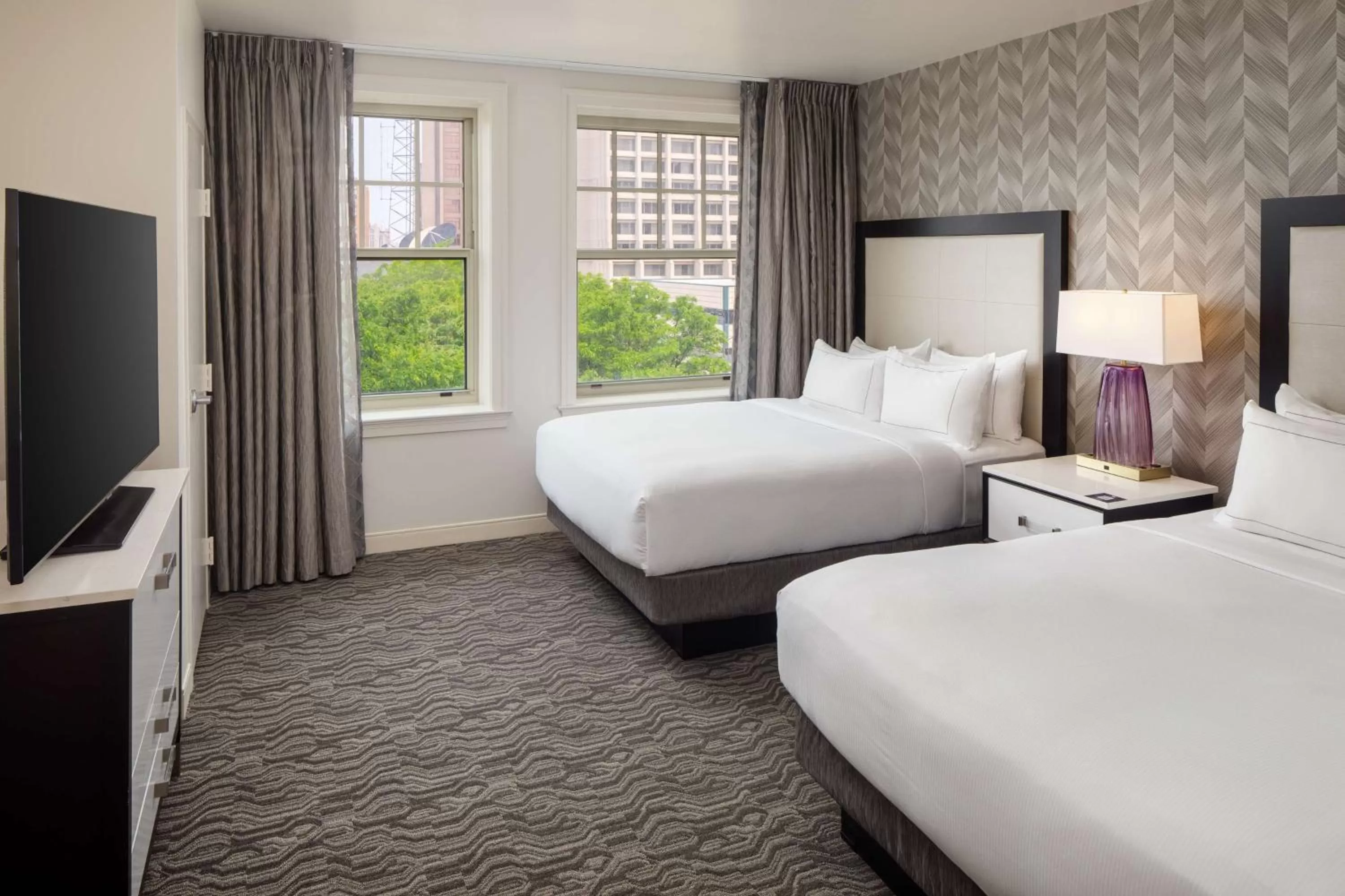 One-Bedroom Queen Suite with Sofa Bed in DoubleTree Suites by Hilton Hotel Detroit Downtown - Fort Shelby