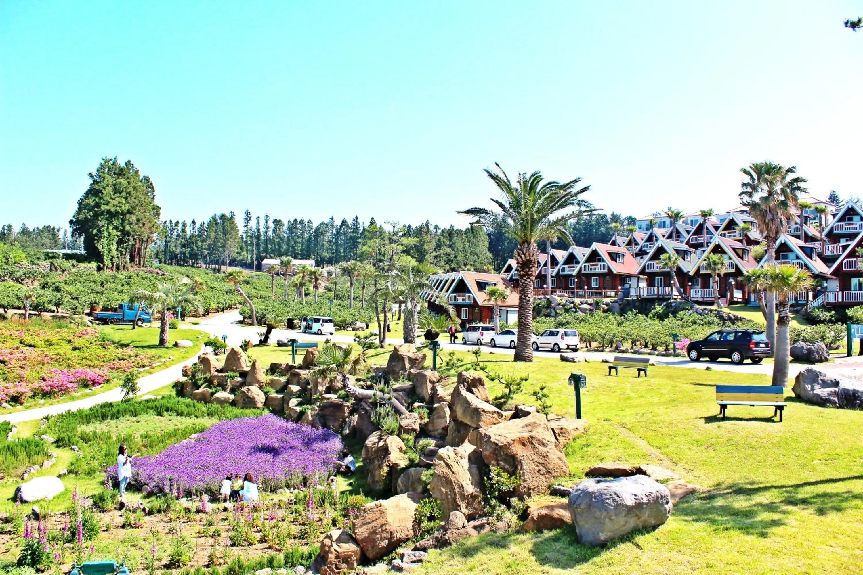 Garden in Jungmun Log Pension & Resort