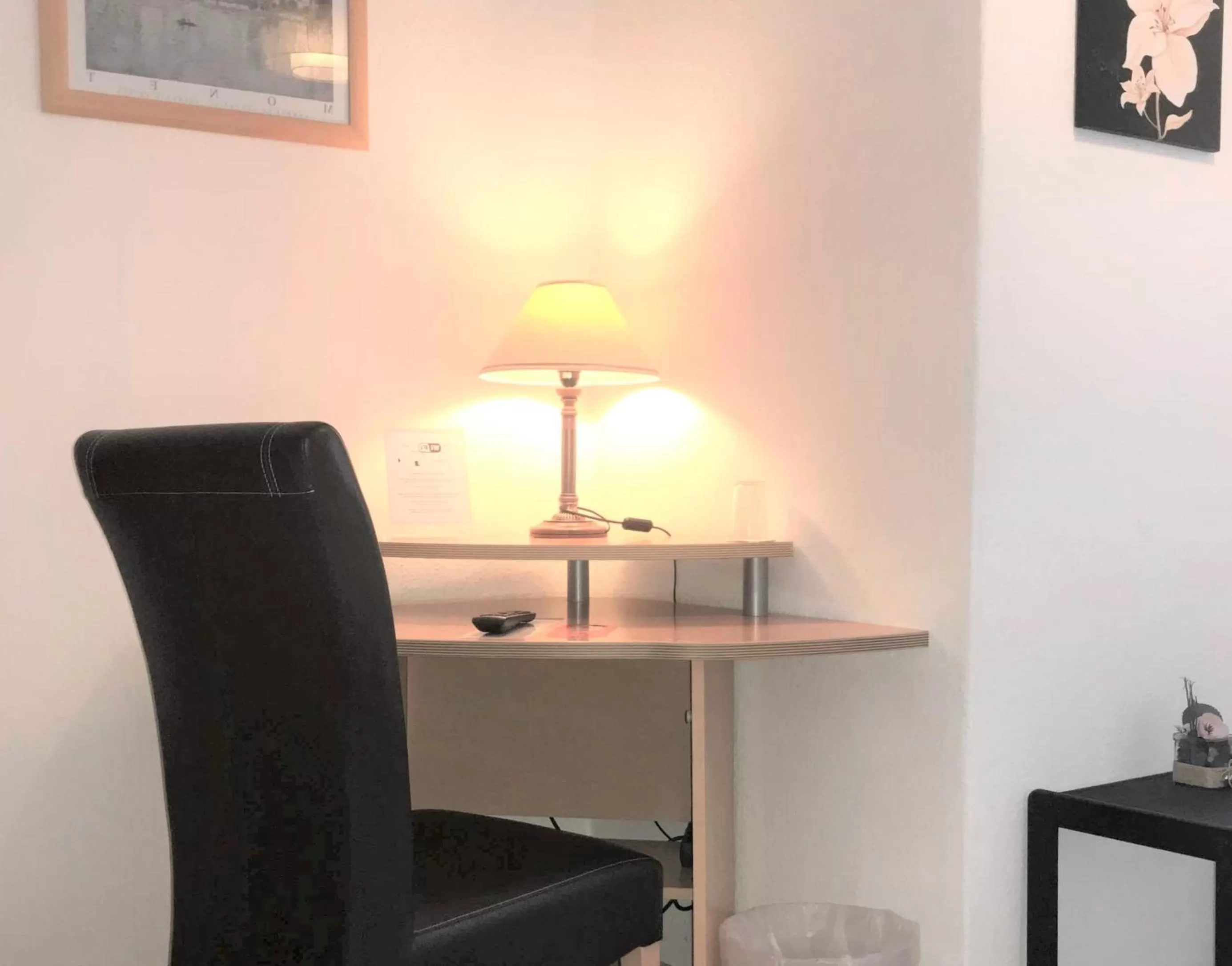 Seating area in Hotel Antoni