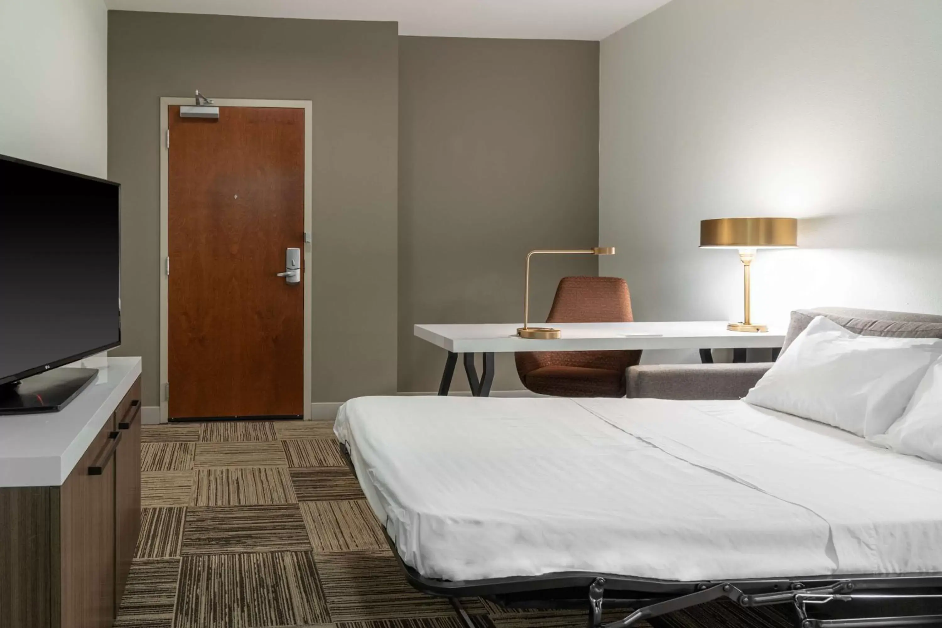 Junior King Suite - Mobility/Hearing Accessible in Hilton Garden Inn North Little Rock Junior King Suite - Mobility/Hearing Accessible in Hilton Garden Inn North Little Rock