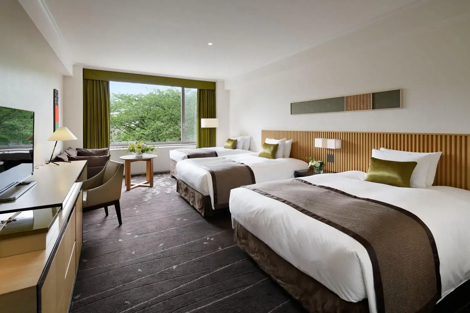 Deluxe Twin Room with Extra Bed (Non-Smoking)+ Sauna Access - single occupancy in The Prince Sakura Tower Tokyo, Autograph Collection Deluxe Twin Room with Extra Bed (Non-Smoking)+ Sauna Access - single occupancy in The Prince Sakura Tower Tokyo, Autograph Collection