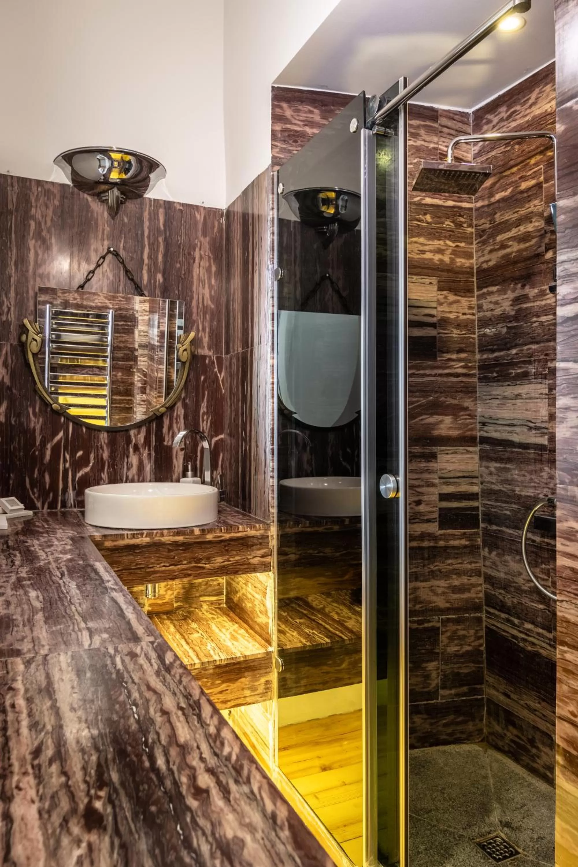 Shower in Castle in Old Town