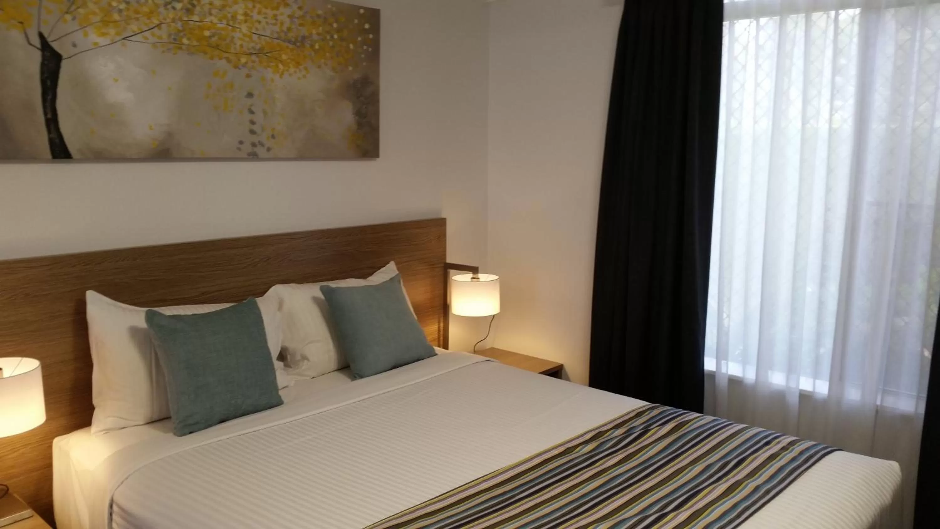 Bed in Mid City Motor Inn Singleton