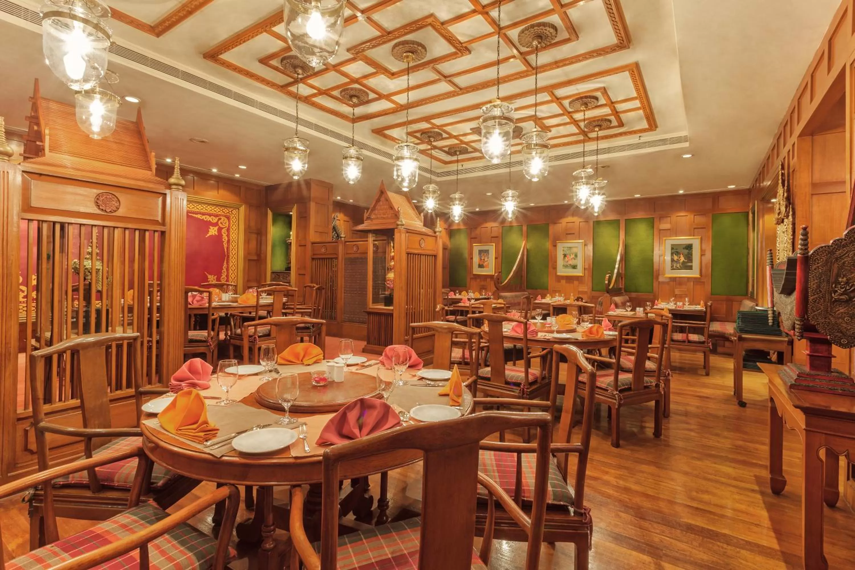 Restaurant/places to eat in The Oberoi Grand Kolkata