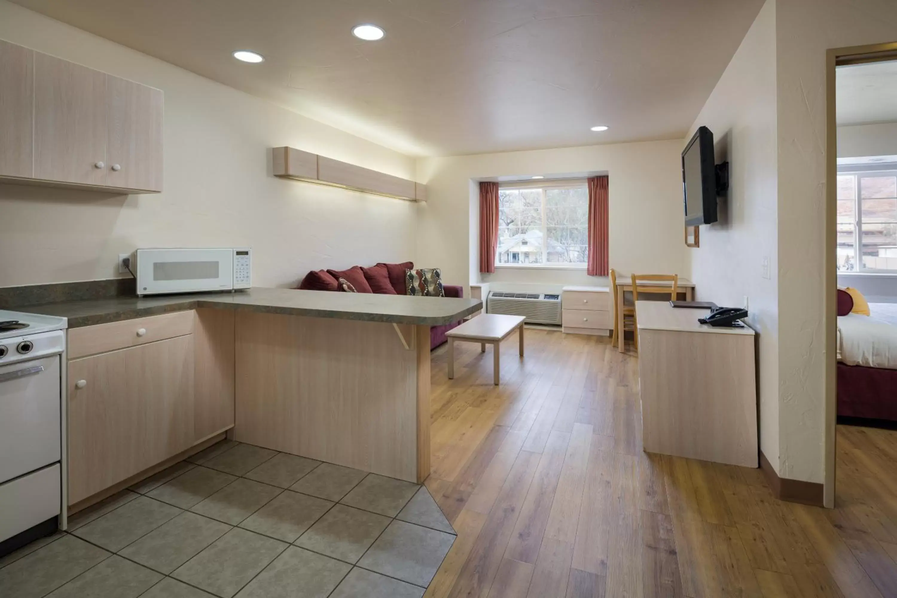 Two-Bedroom Suite in River Canyon Lodge Two-Bedroom Suite in River Canyon Lodge