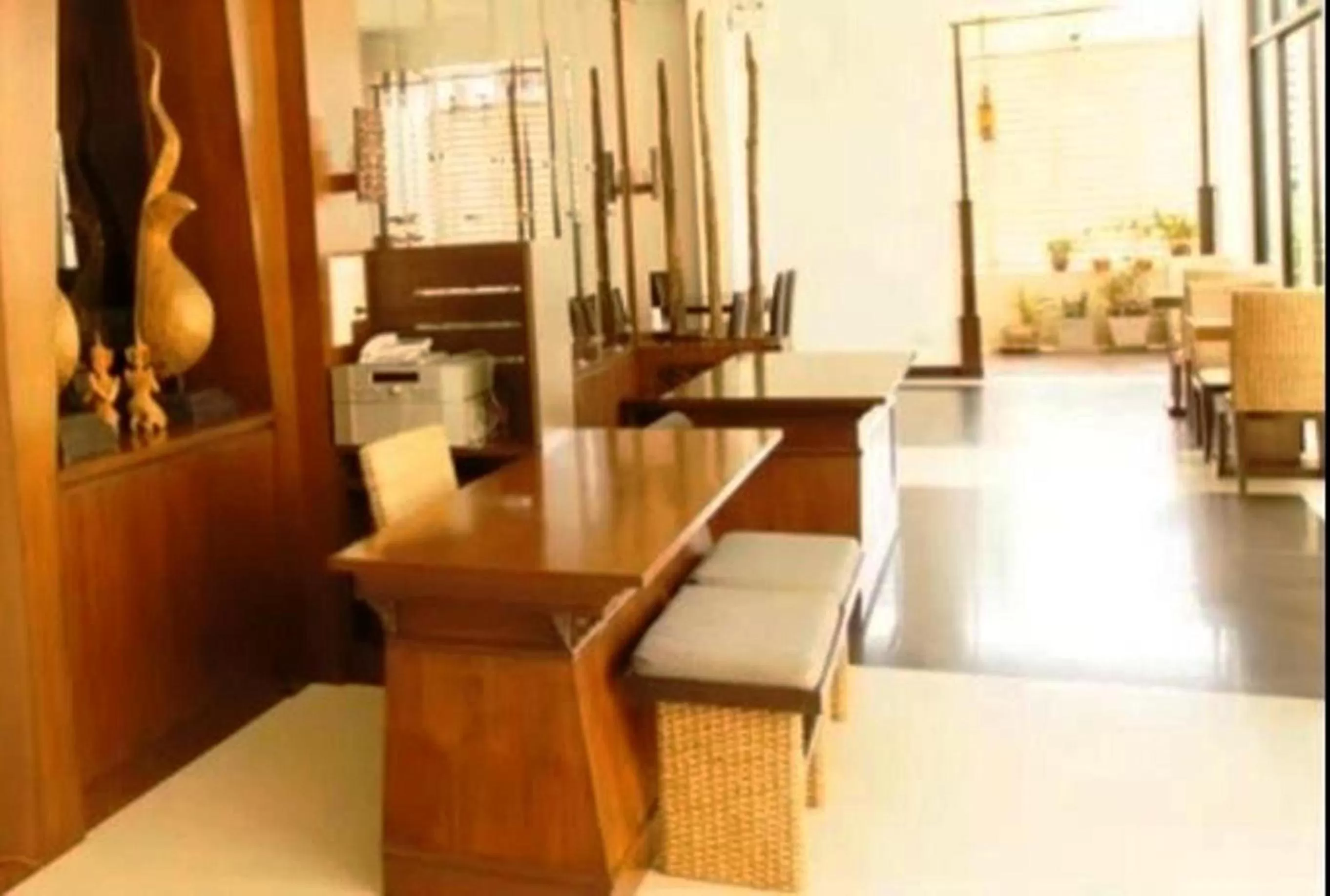 Lobby or reception in Nicha Suite Hua Hin Hotel