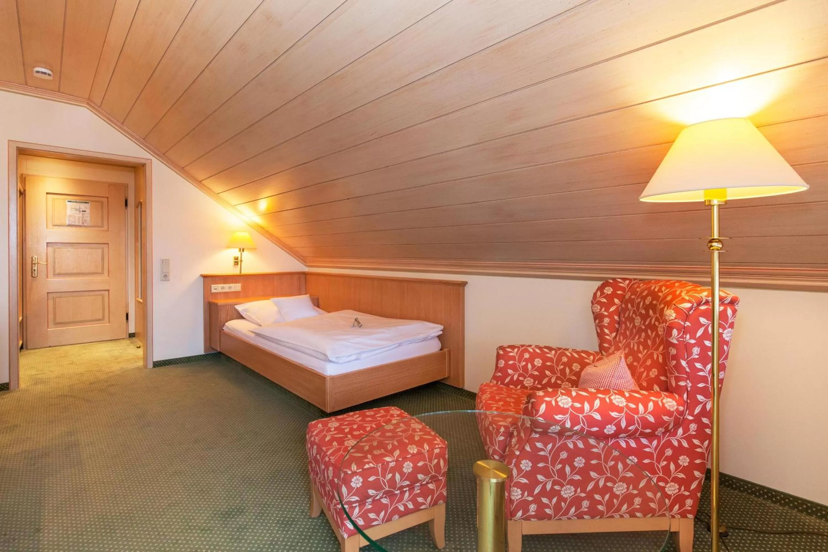 Photo of the whole room, Bed in Landgasthof Hotel Hirsch