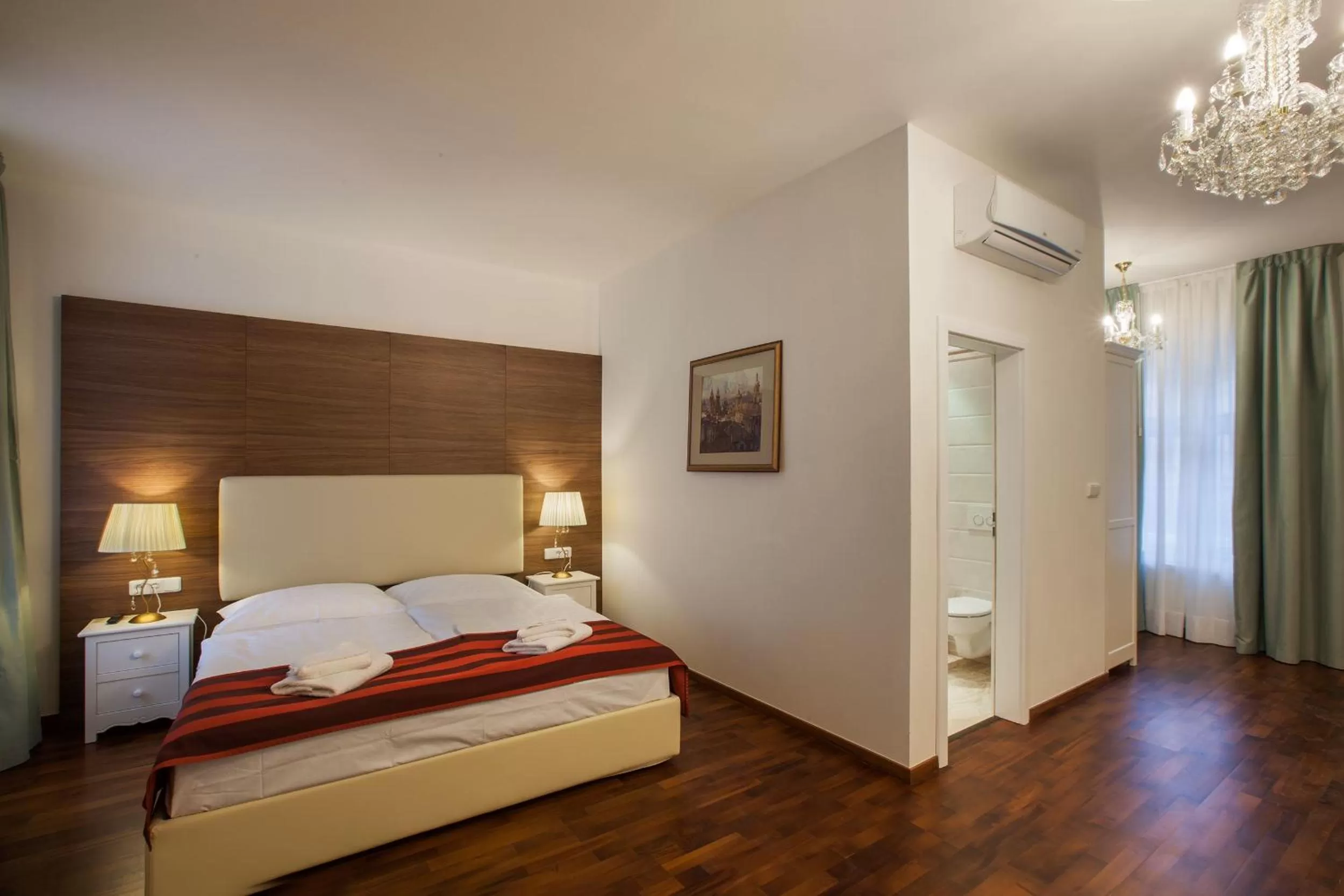 Bedroom, Bed in Little King Hotel U Malvaze