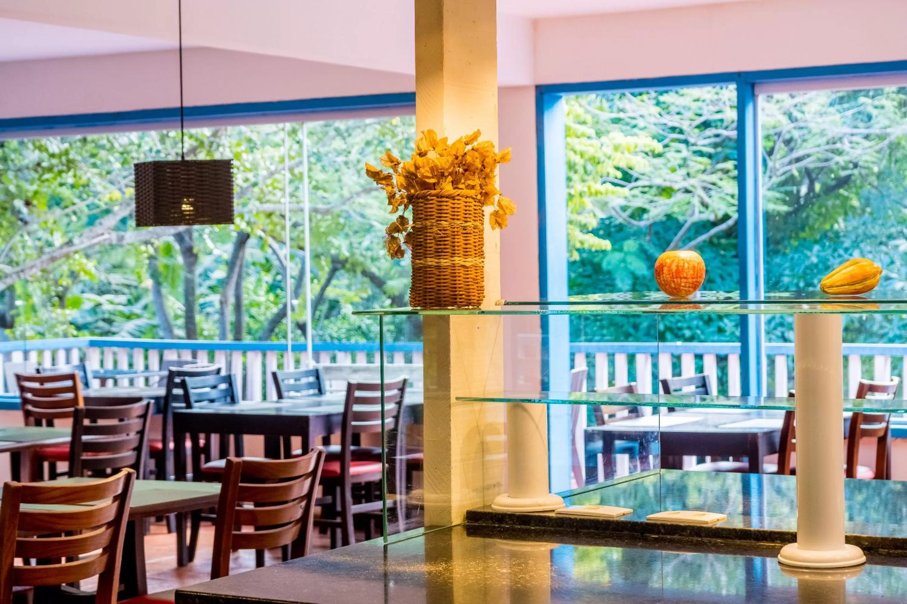 Restaurant/places to eat in Hotel Miratlantico Búzios