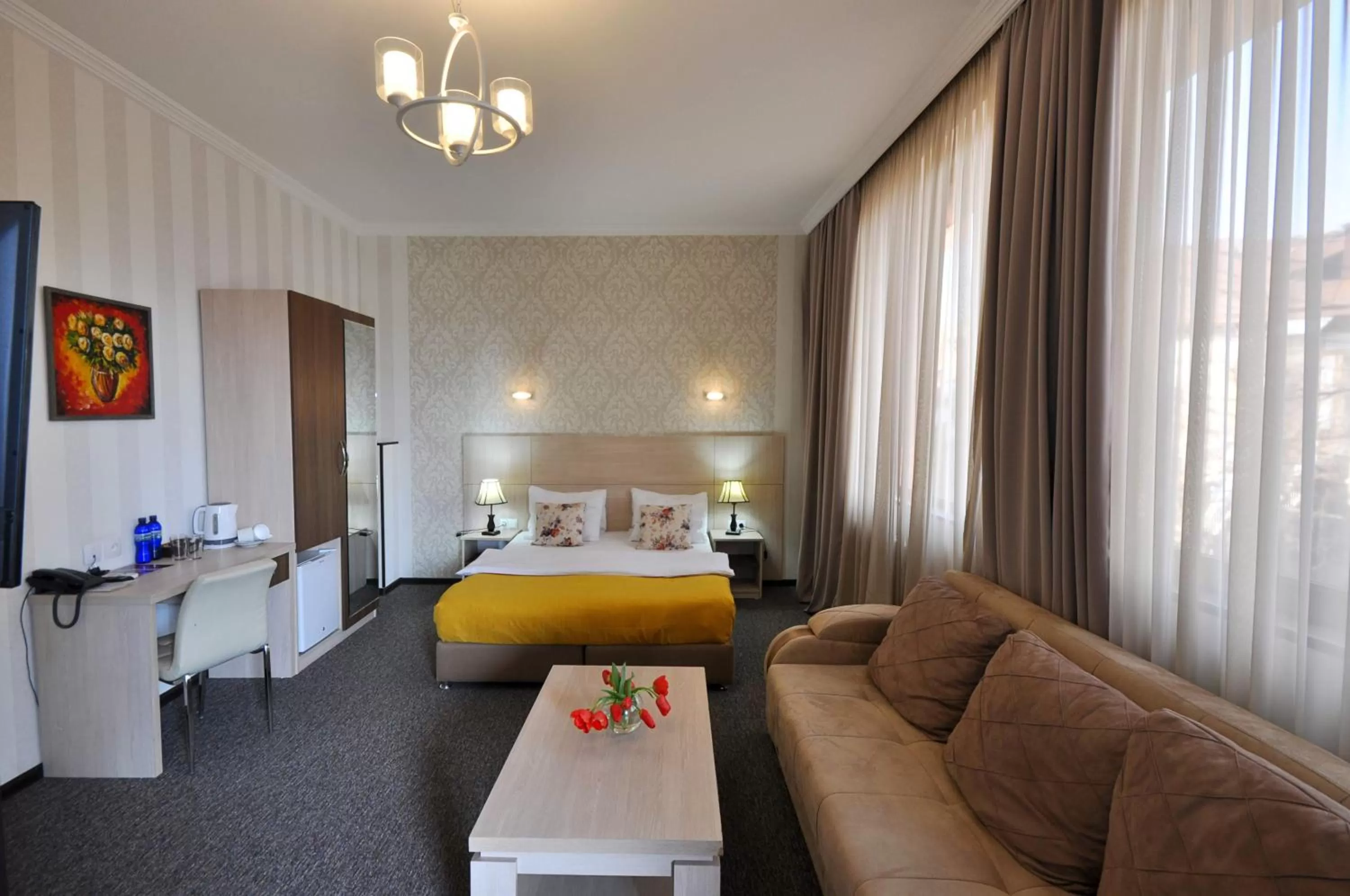 Photo of the whole room, Bed in Light House Old City