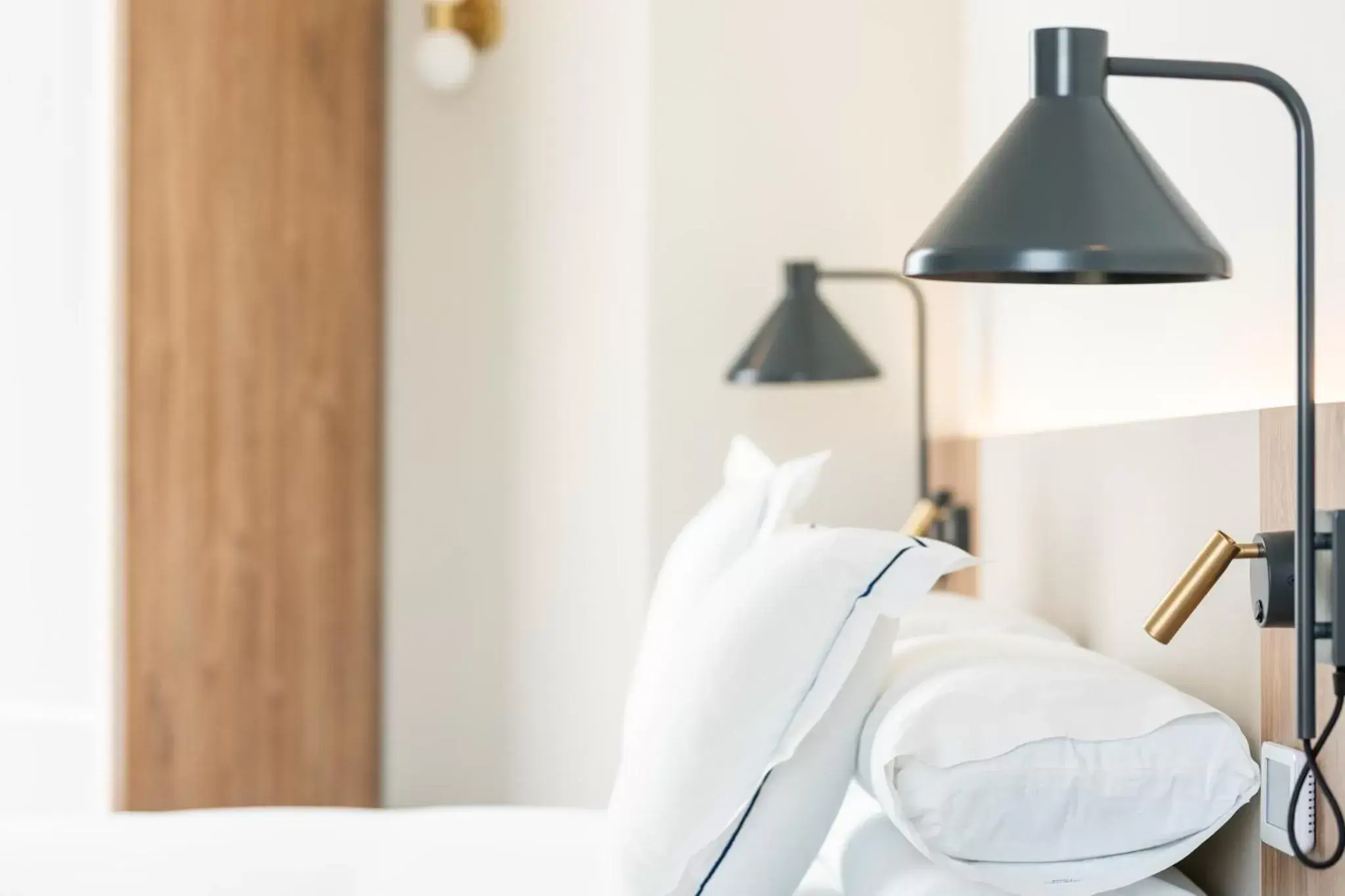 Doble Superior (1 adulto + 1 niño) in Hotel LIVVO Lumm Doble Superior (1 adulto + 1 niño) in Hotel LIVVO Lumm