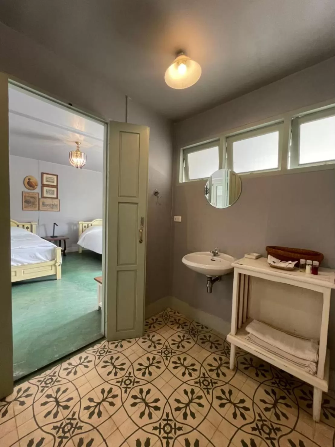 Living room, Bed in Villa Duangchampa