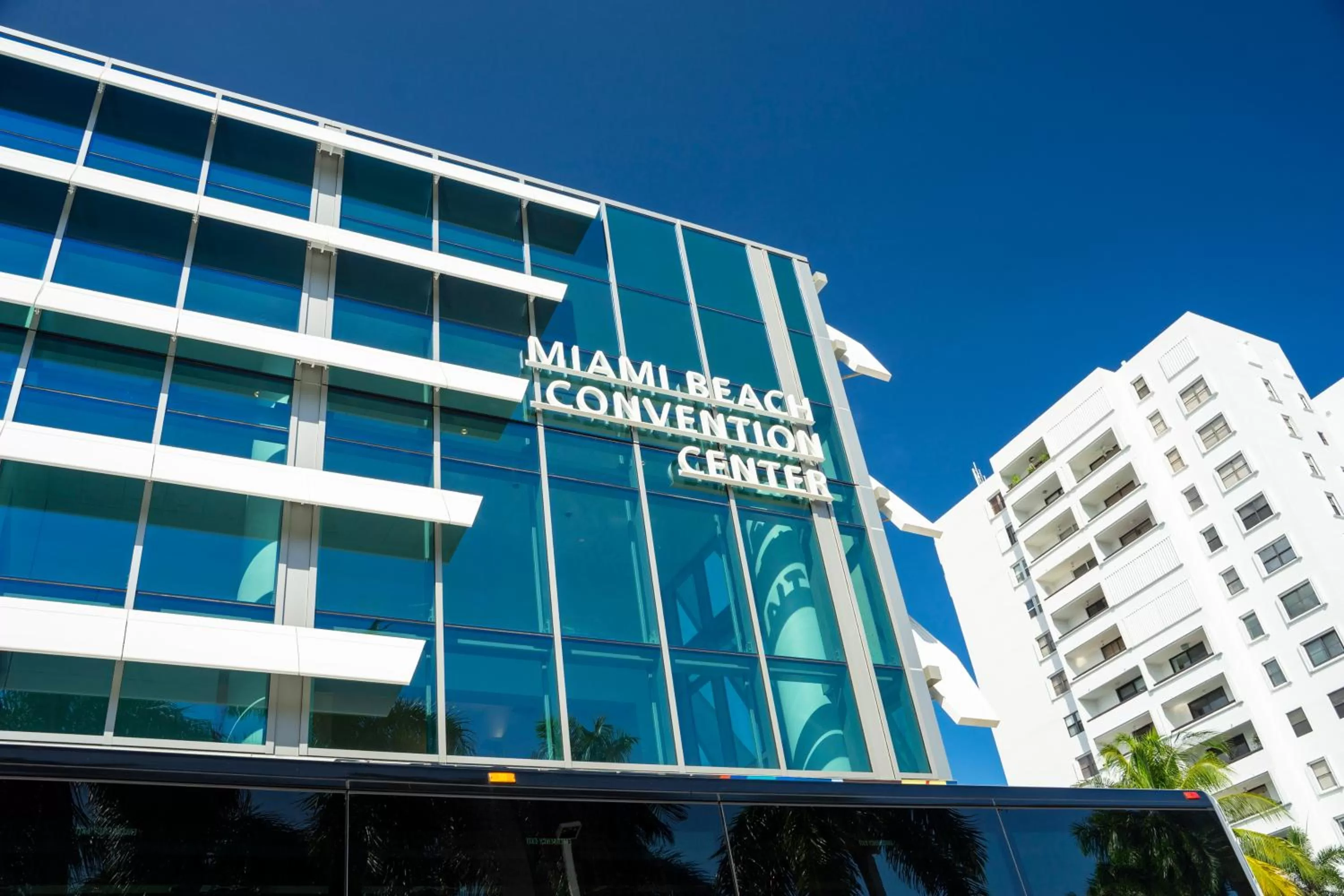 Nearby landmark in Greenview Hotel By Lowkl